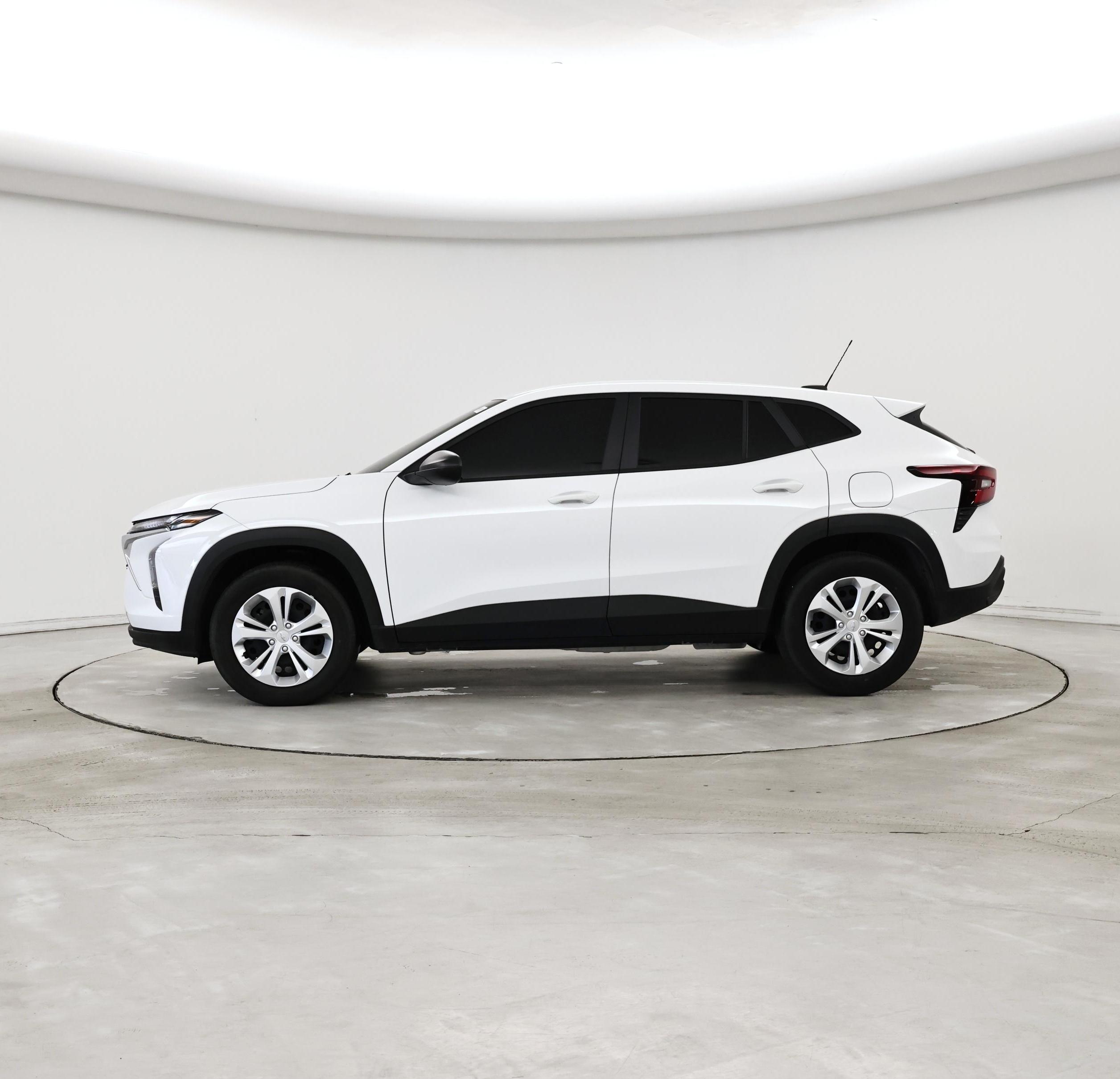 Thumbnail: 2025 Chevrolet Trax - 3