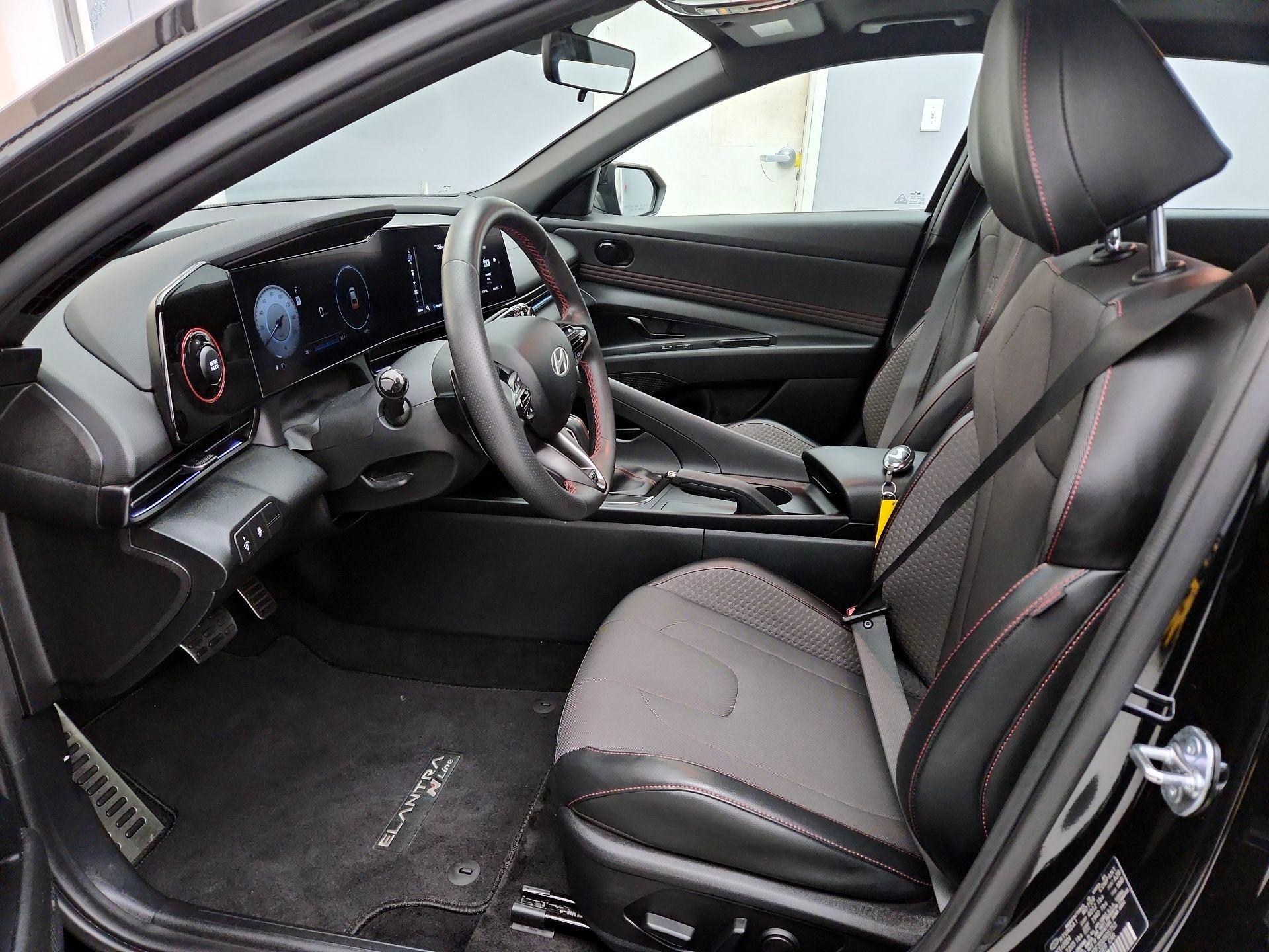 Thumbnail: 2025 Hyundai Elantra - 11