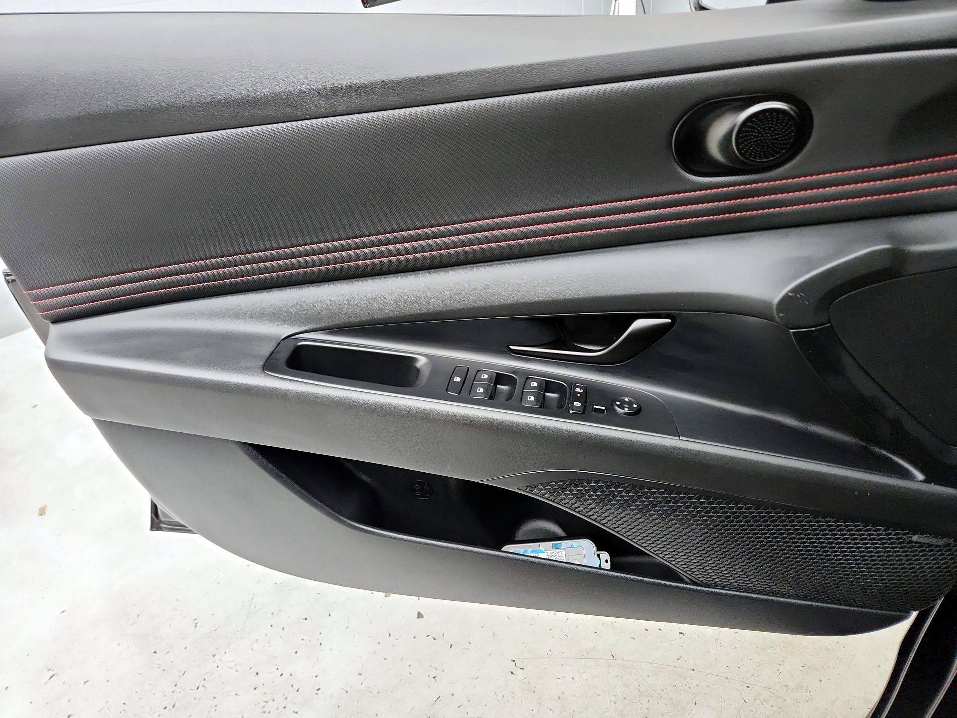 Thumbnail: 2025 Hyundai Elantra - 12