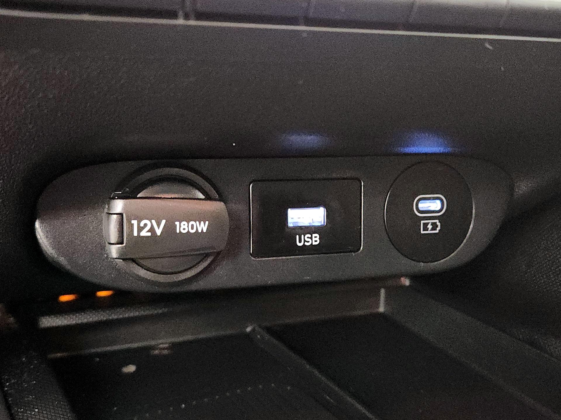 Thumbnail: 2025 Hyundai Elantra - 19