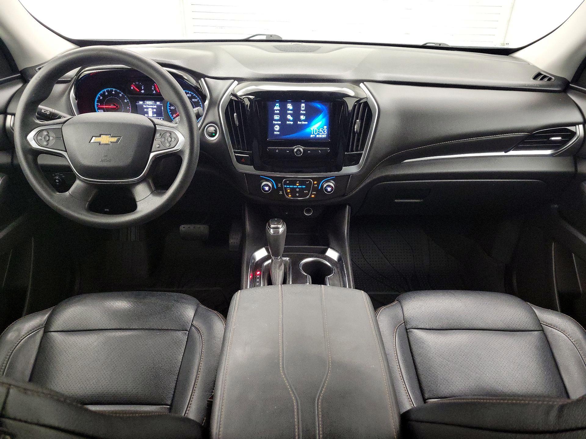 Thumbnail: 2018 Chevrolet Traverse - 9