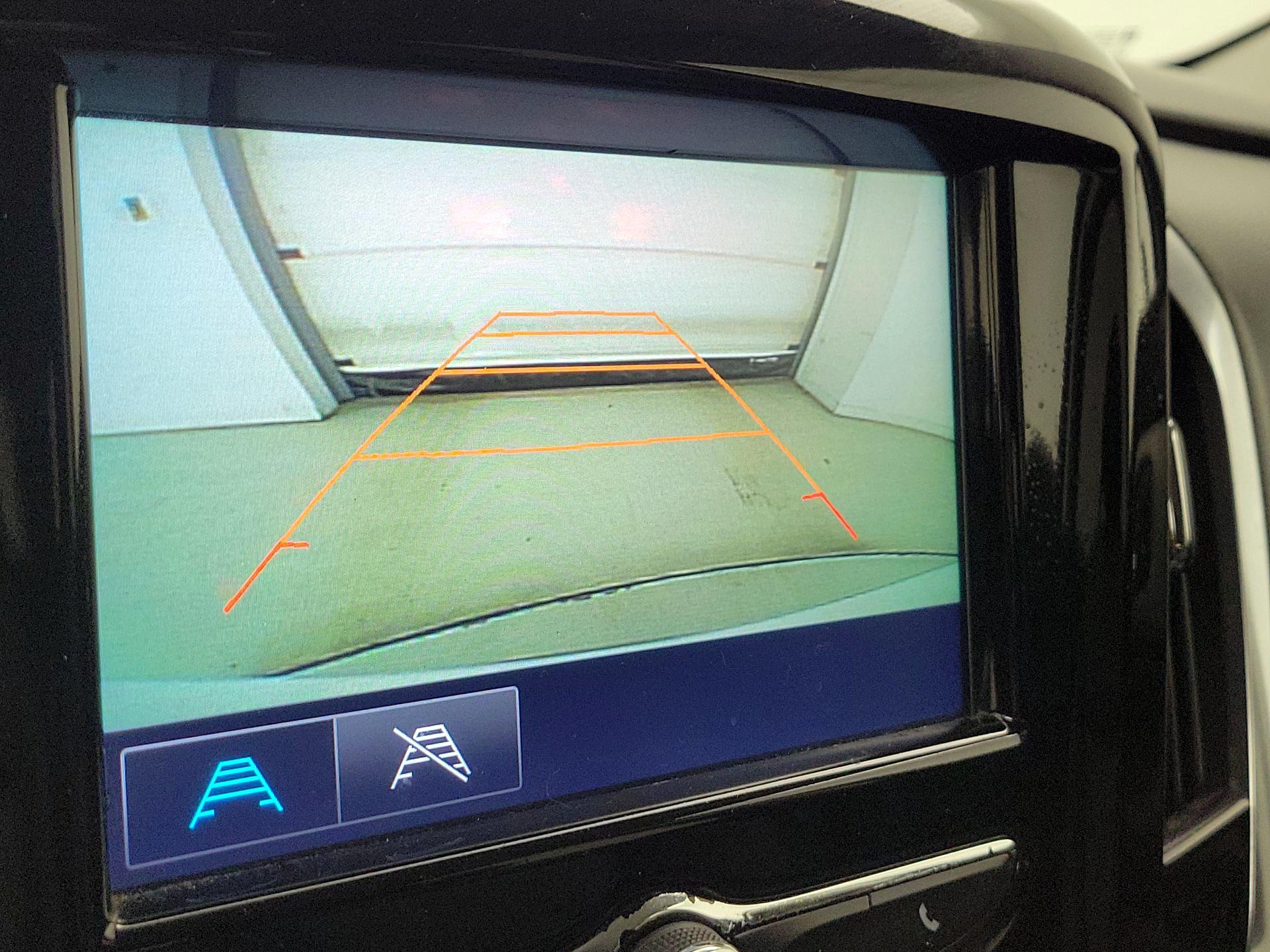 Thumbnail: 2018 Chevrolet Traverse - 14