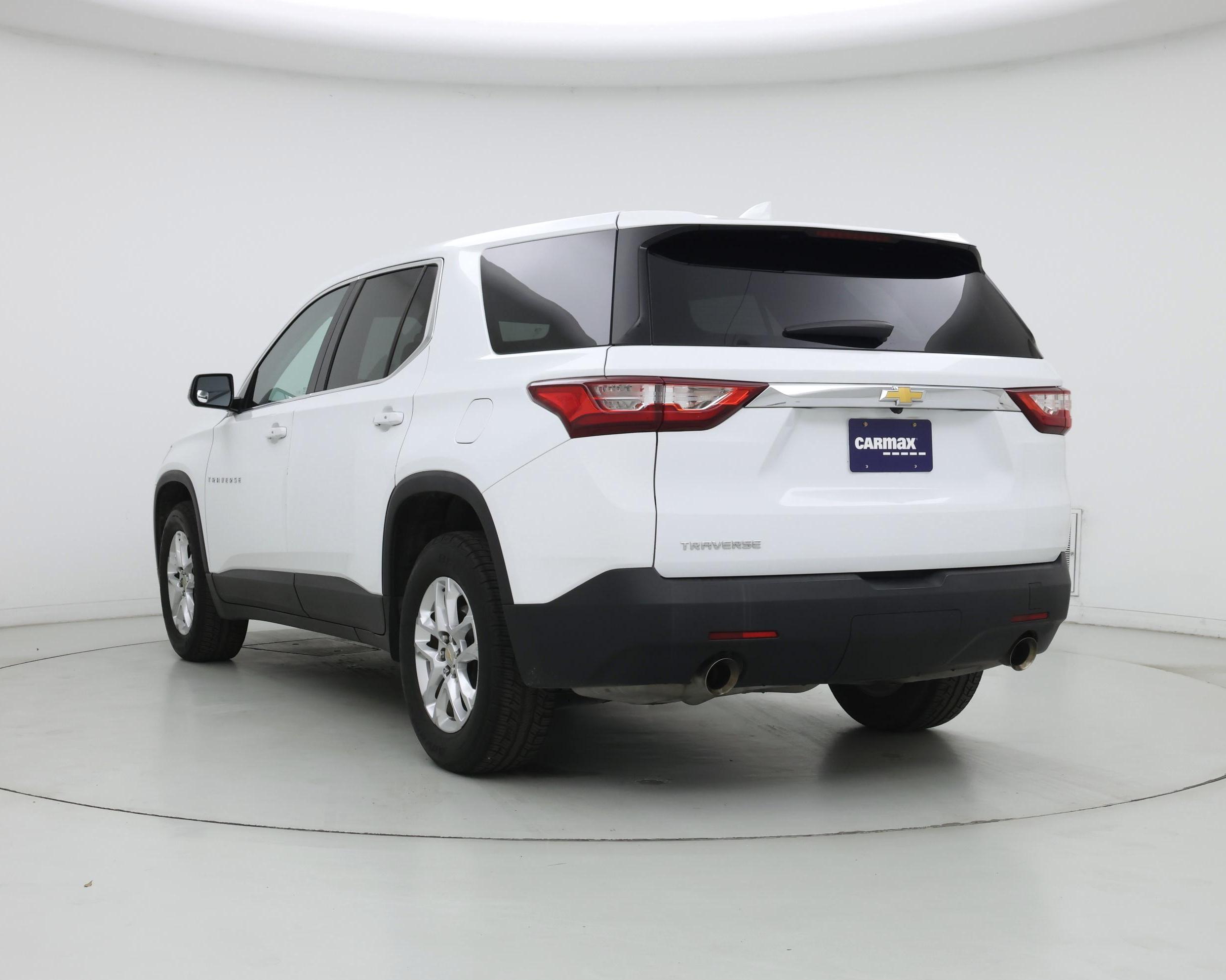 Thumbnail: 2018 Chevrolet Traverse - 2