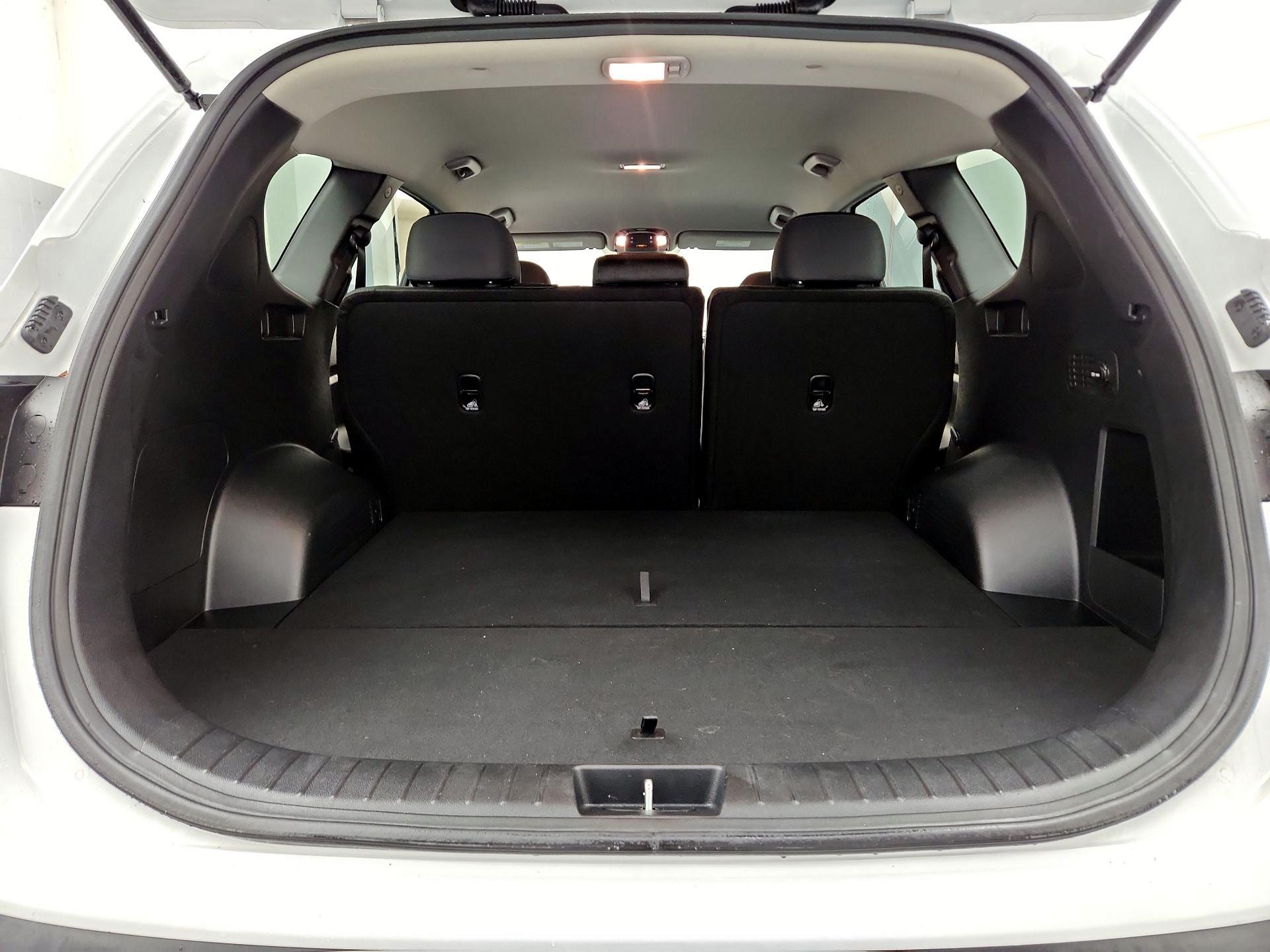 Thumbnail: 2023 Hyundai Santa Fe - 20