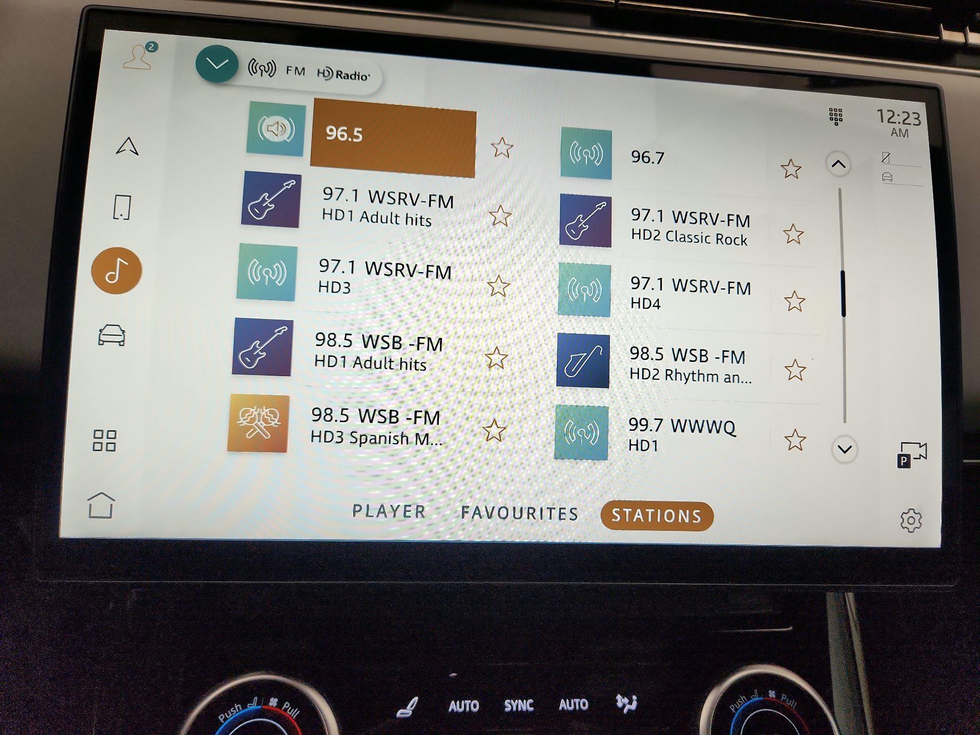 Thumbnail: 2023 Land Rover Range Rover Sport - 16