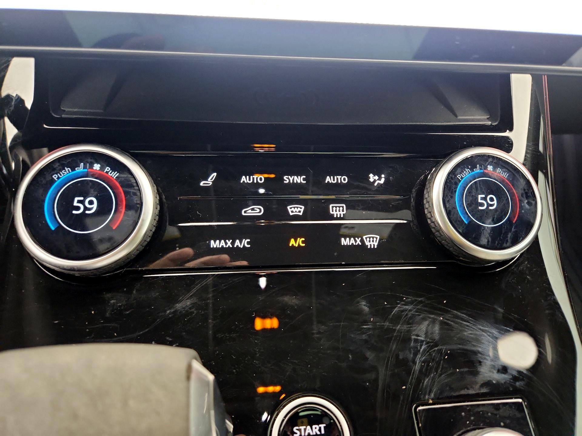 Thumbnail: 2023 Land Rover Range Rover Sport - 17