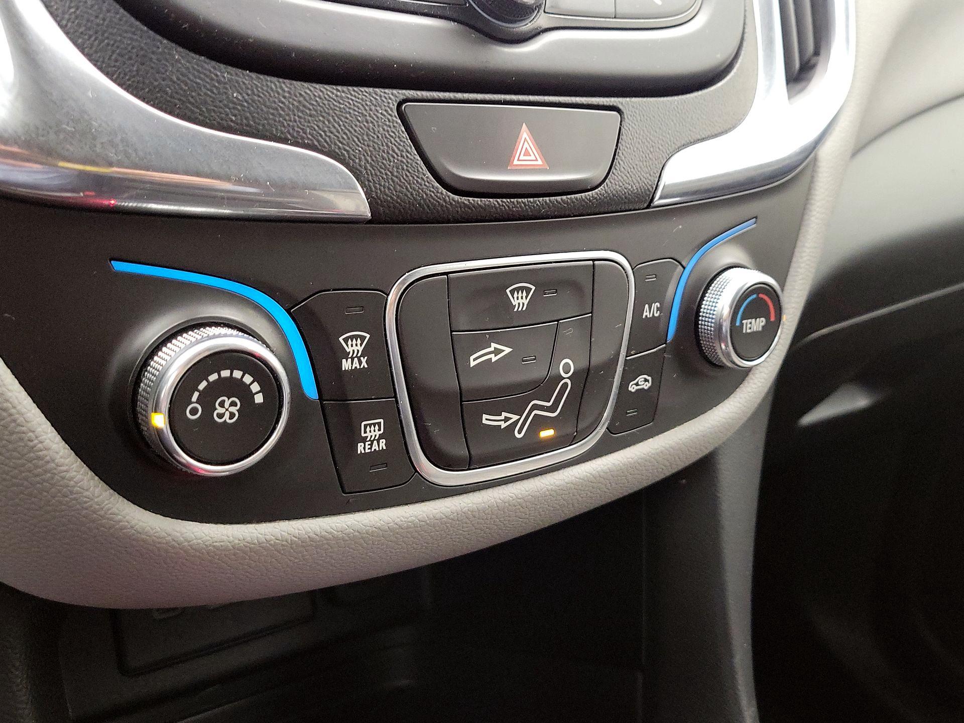 Thumbnail: 2020 Chevrolet Equinox - 16