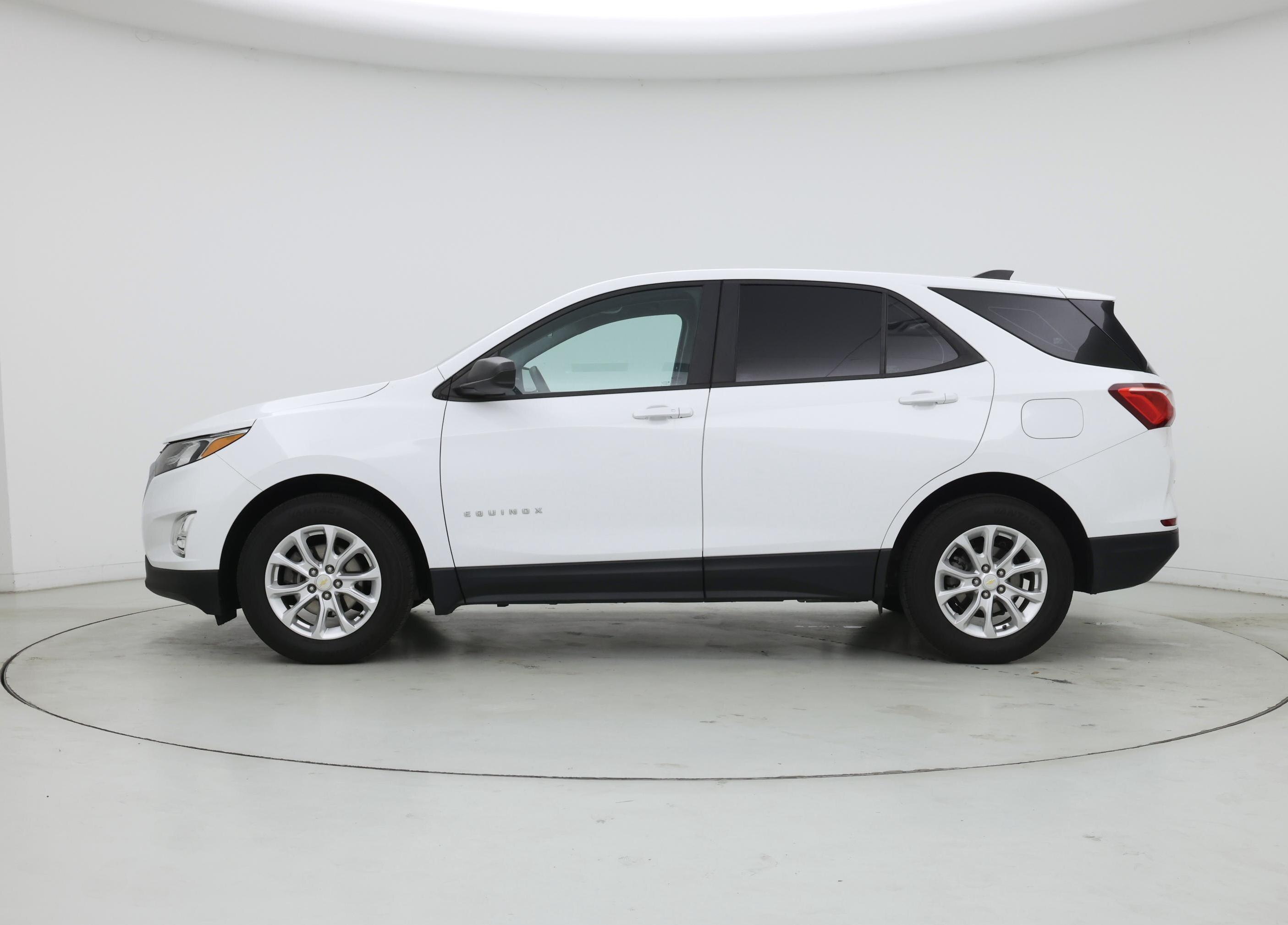 Thumbnail: 2020 Chevrolet Equinox - 3