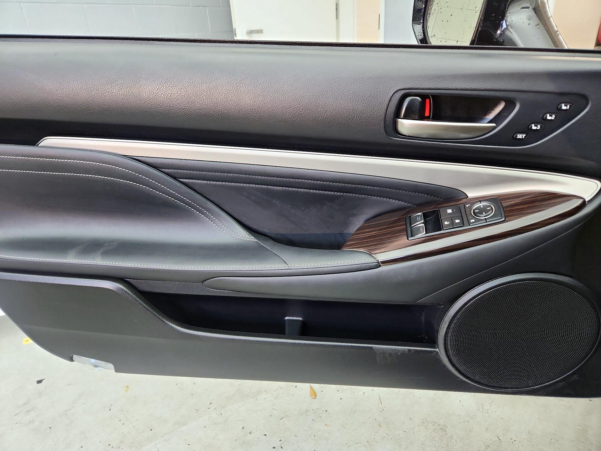 Thumbnail: 2021 Lexus RC - 12