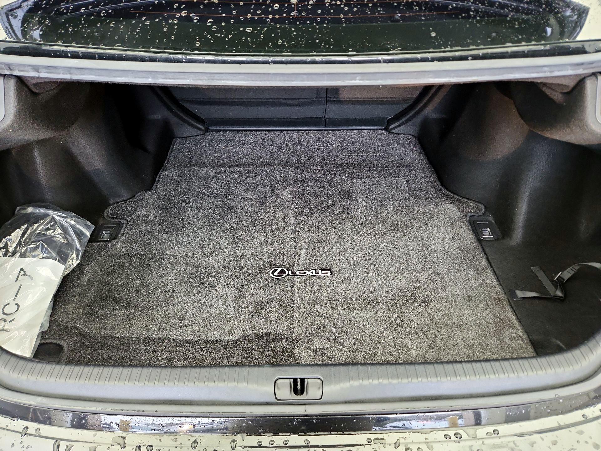 Thumbnail: 2021 Lexus RC - 19