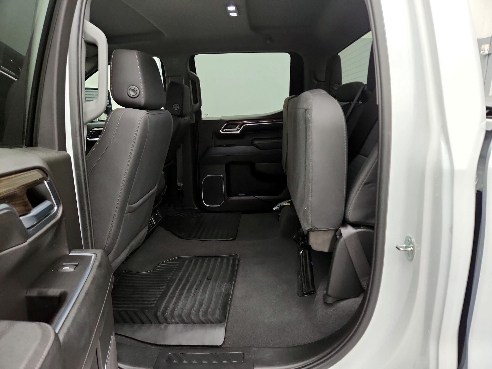 Thumbnail: 2023 Chevrolet Silverado 1500 - 19