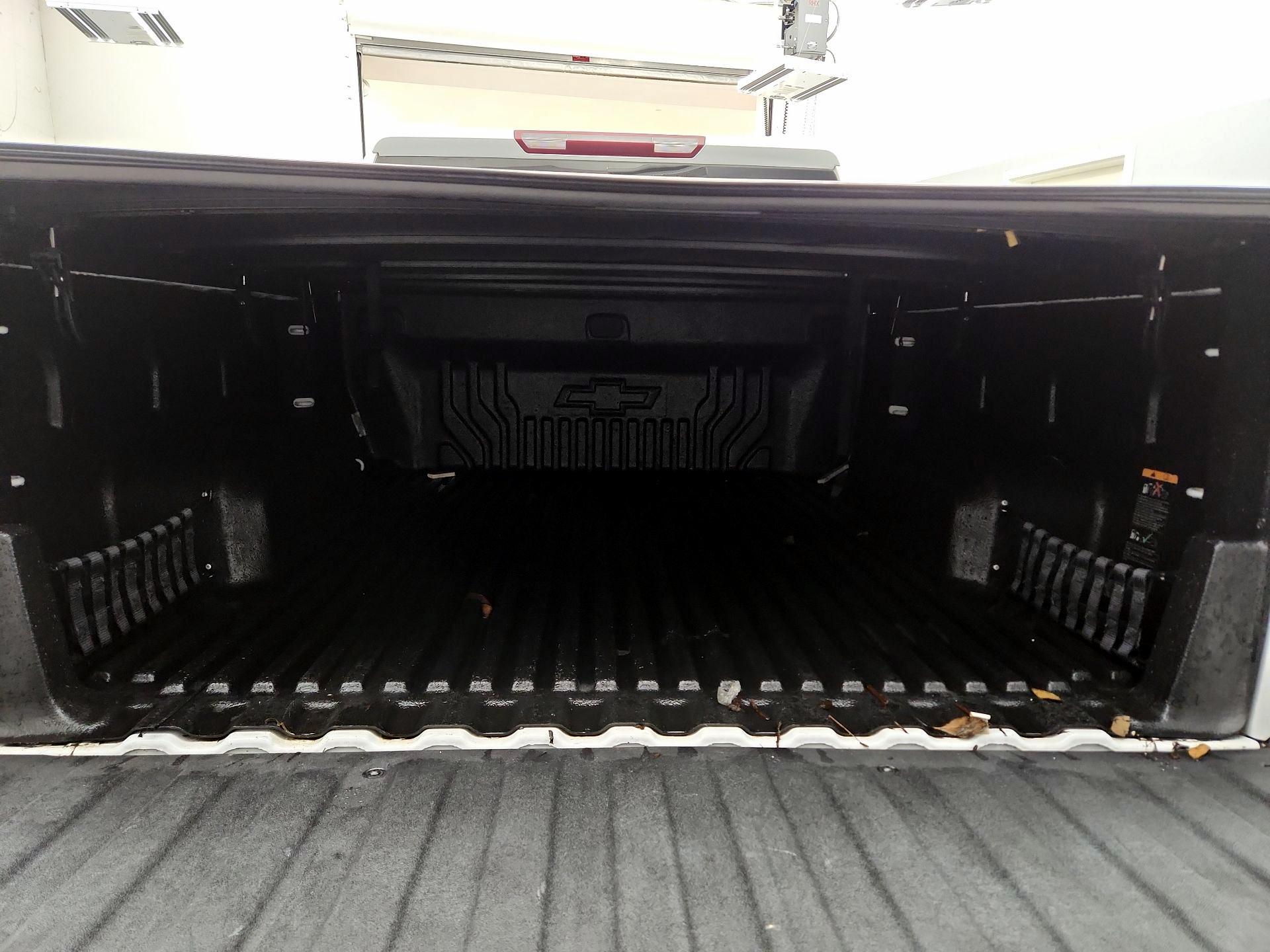 Thumbnail: 2023 Chevrolet Silverado 1500 - 20