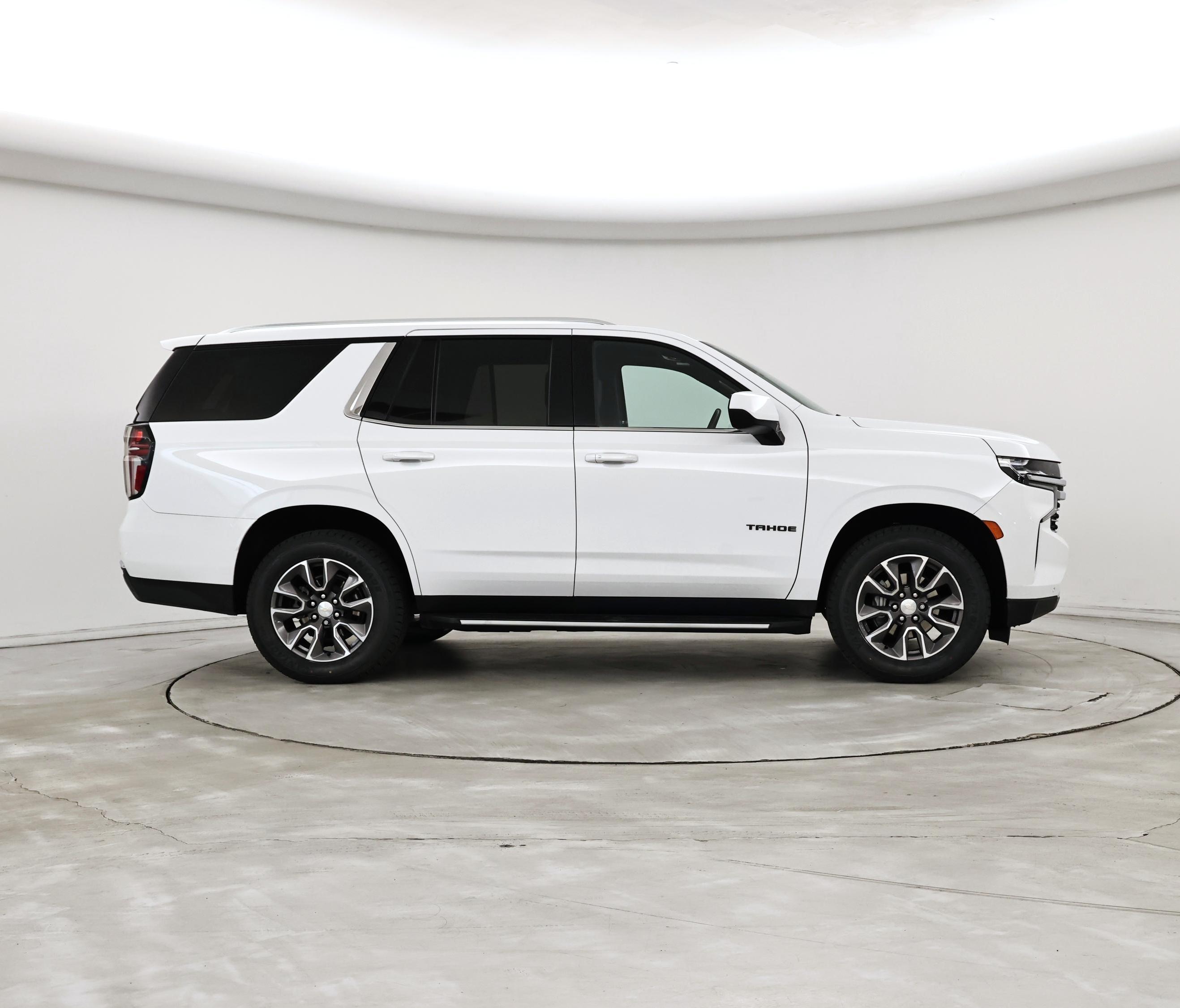 Thumbnail: 2022 Chevrolet Tahoe - 7