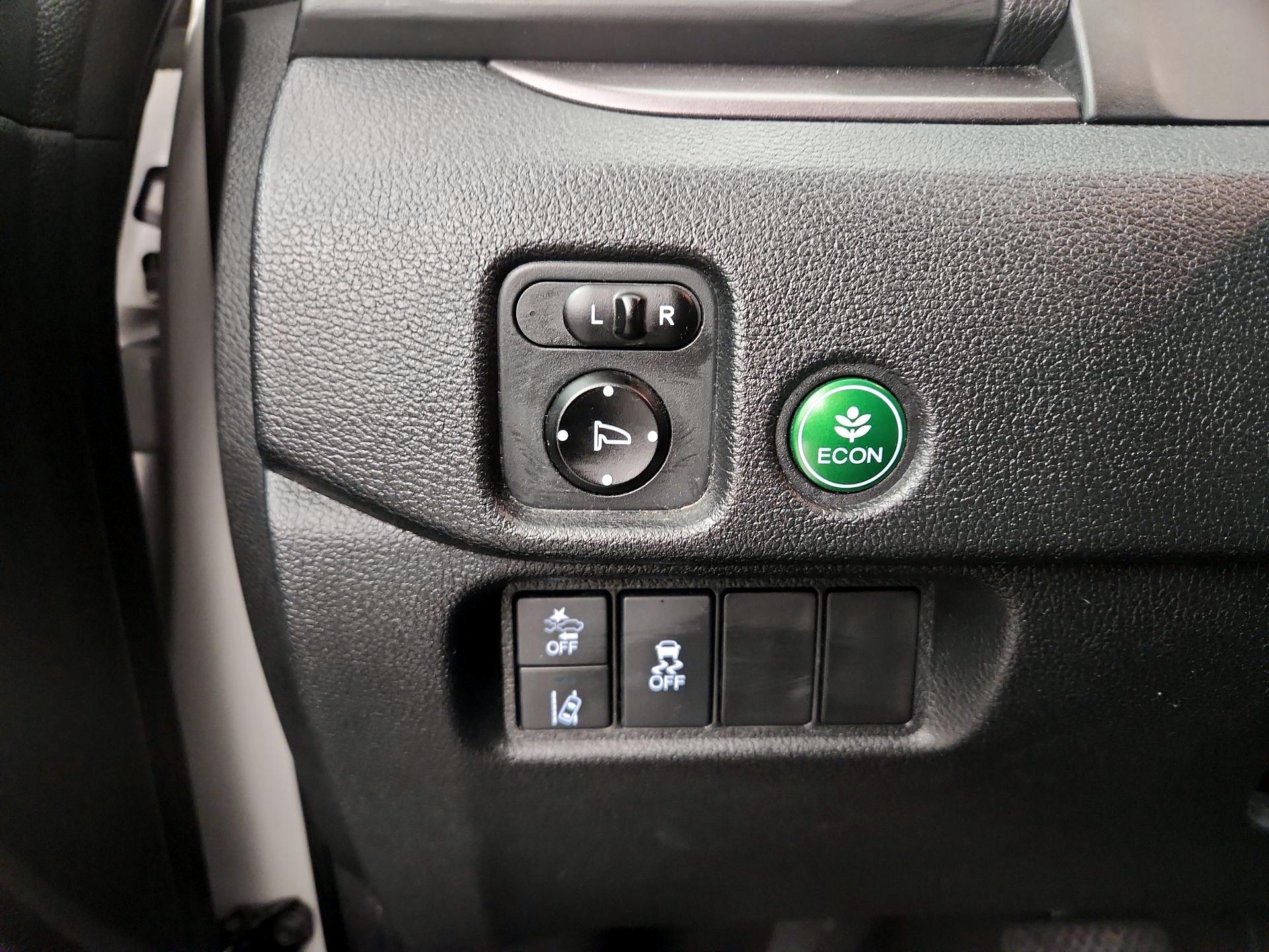 Thumbnail: 2020 Honda Pilot - 13