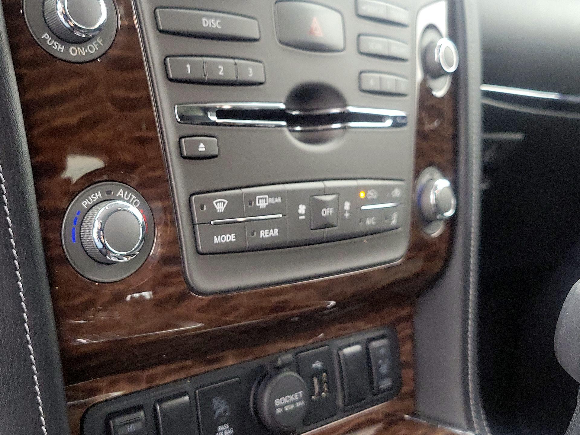 Thumbnail: 2020 Nissan Armada - 17