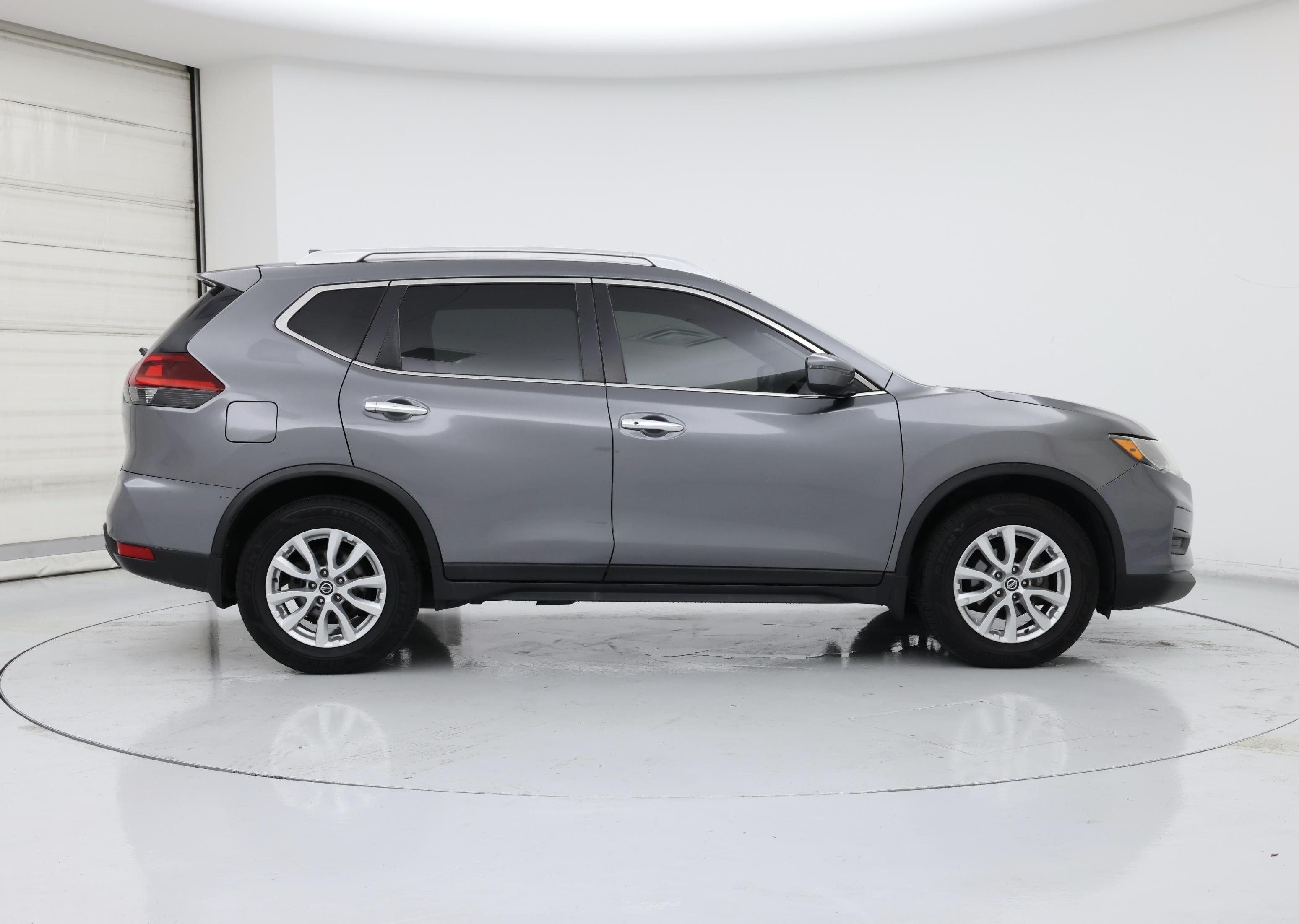 Thumbnail: 2018 Nissan Rogue - 7