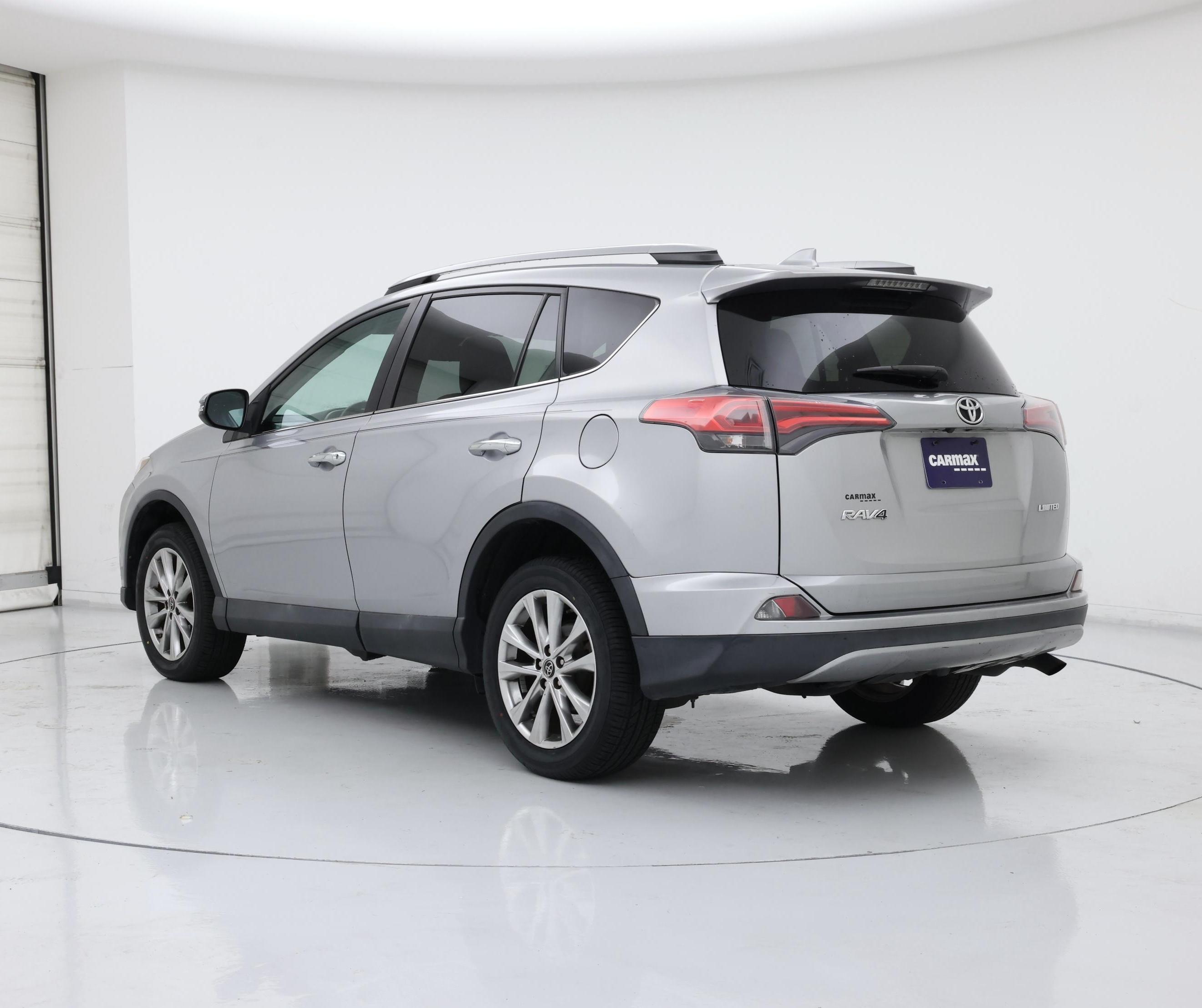 Thumbnail: 2018 Toyota RAV4 - 2