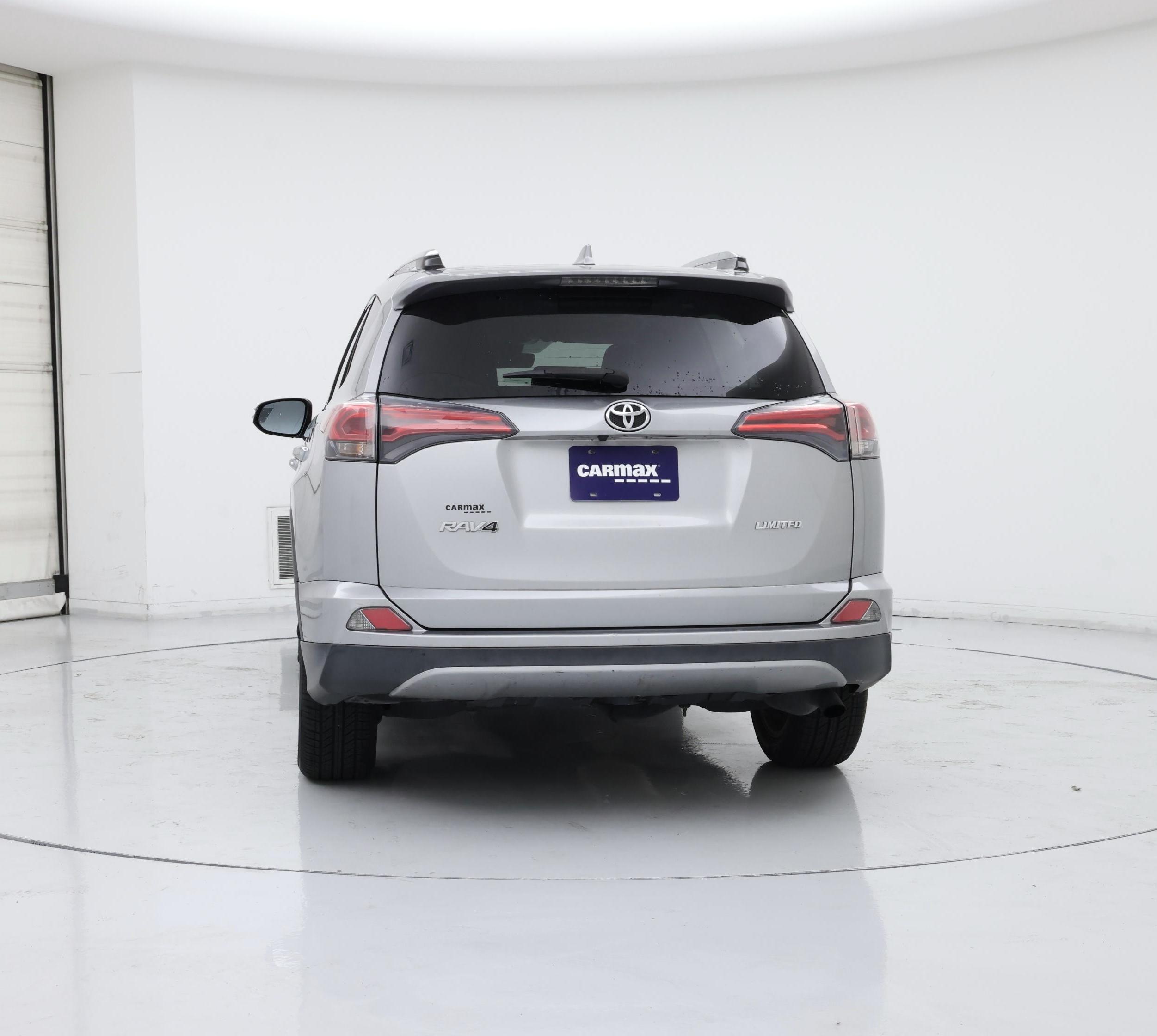 Thumbnail: 2018 Toyota RAV4 - 6