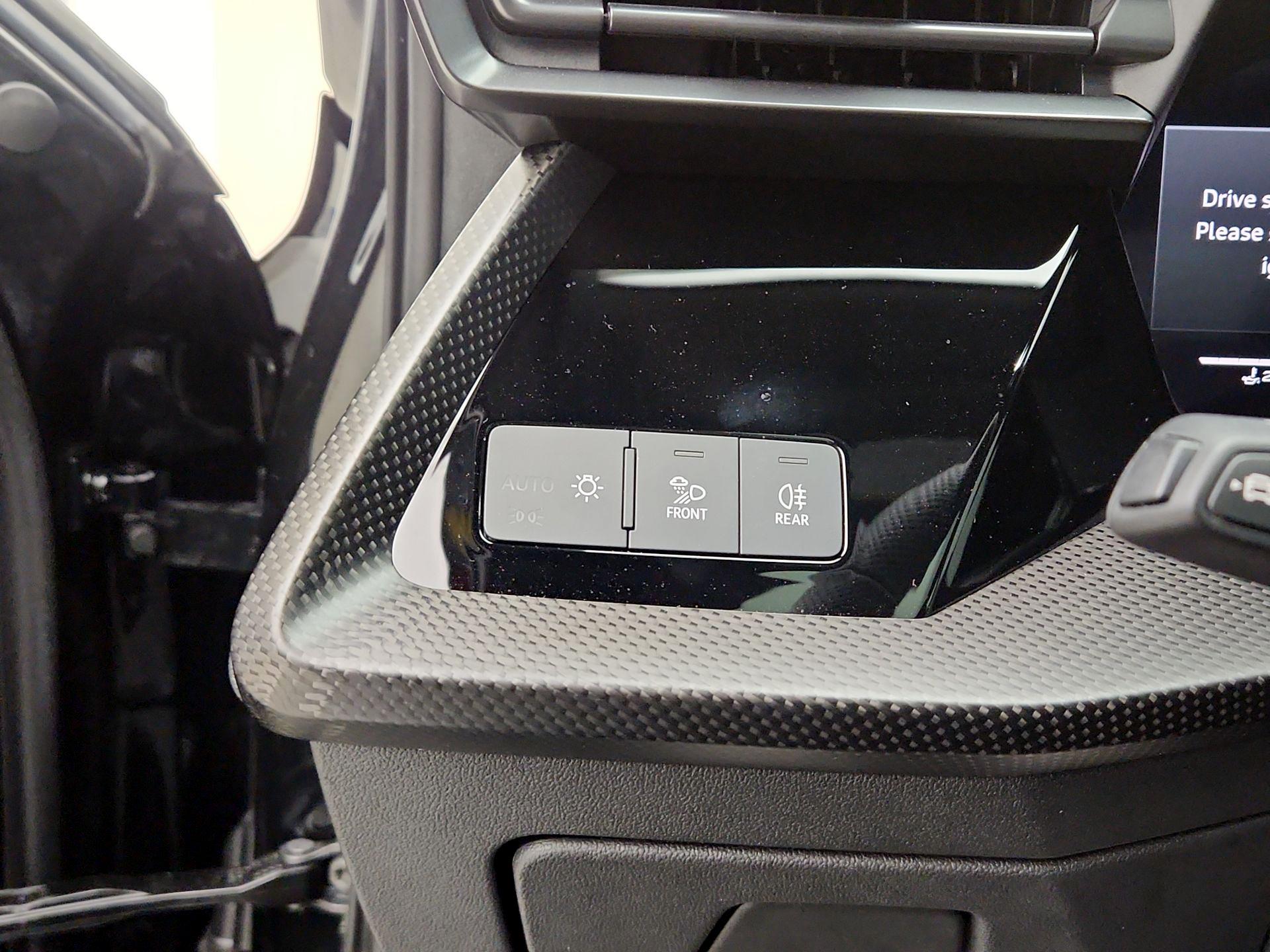 Thumbnail: 2025 Audi RS 3 - 13