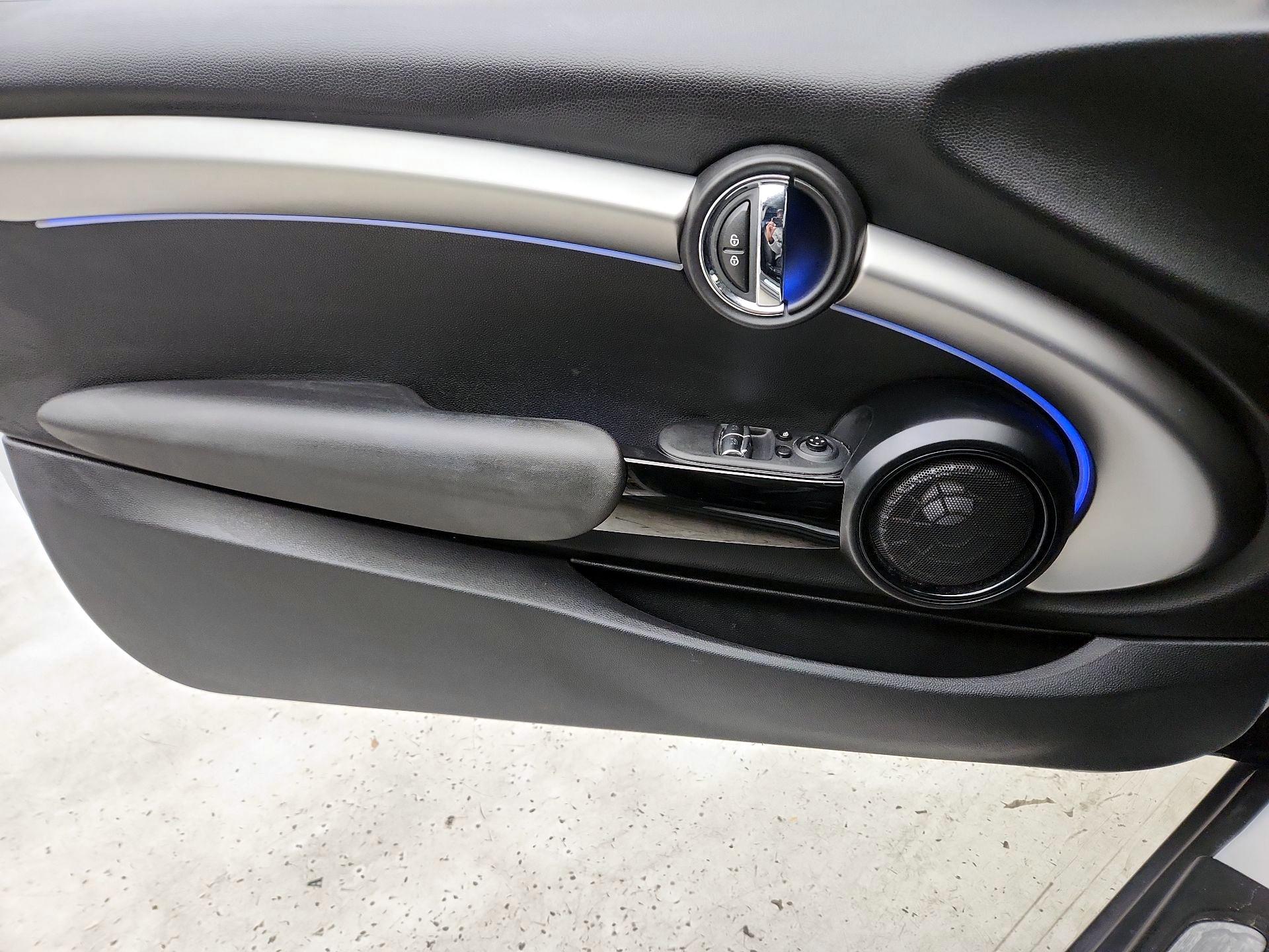 Thumbnail: 2021 MINI Cooper Hardtop - 12