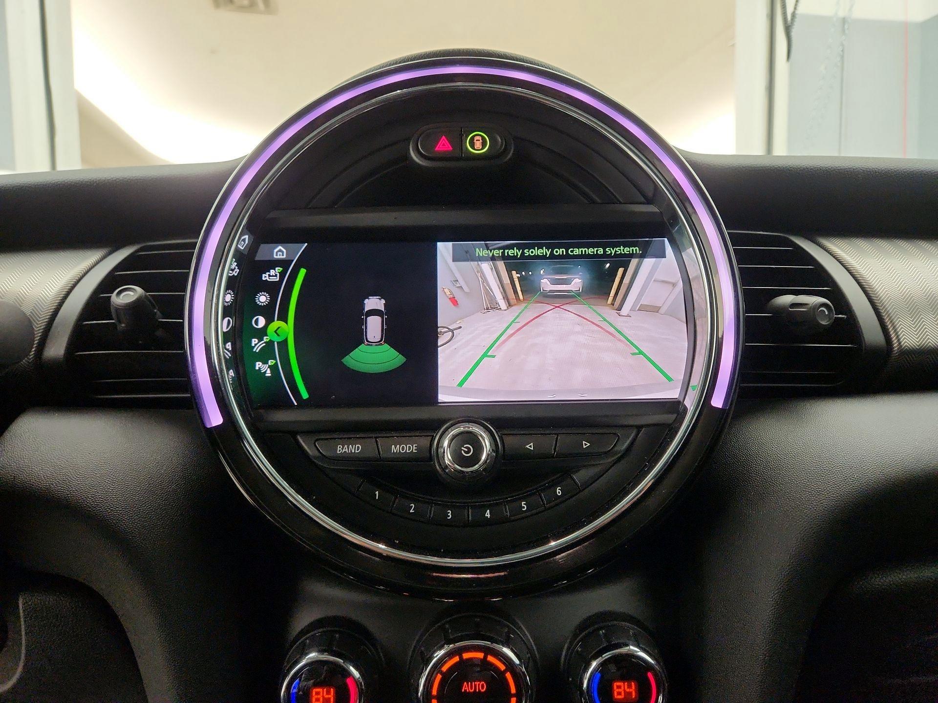 Thumbnail: 2021 MINI Cooper Hardtop - 15