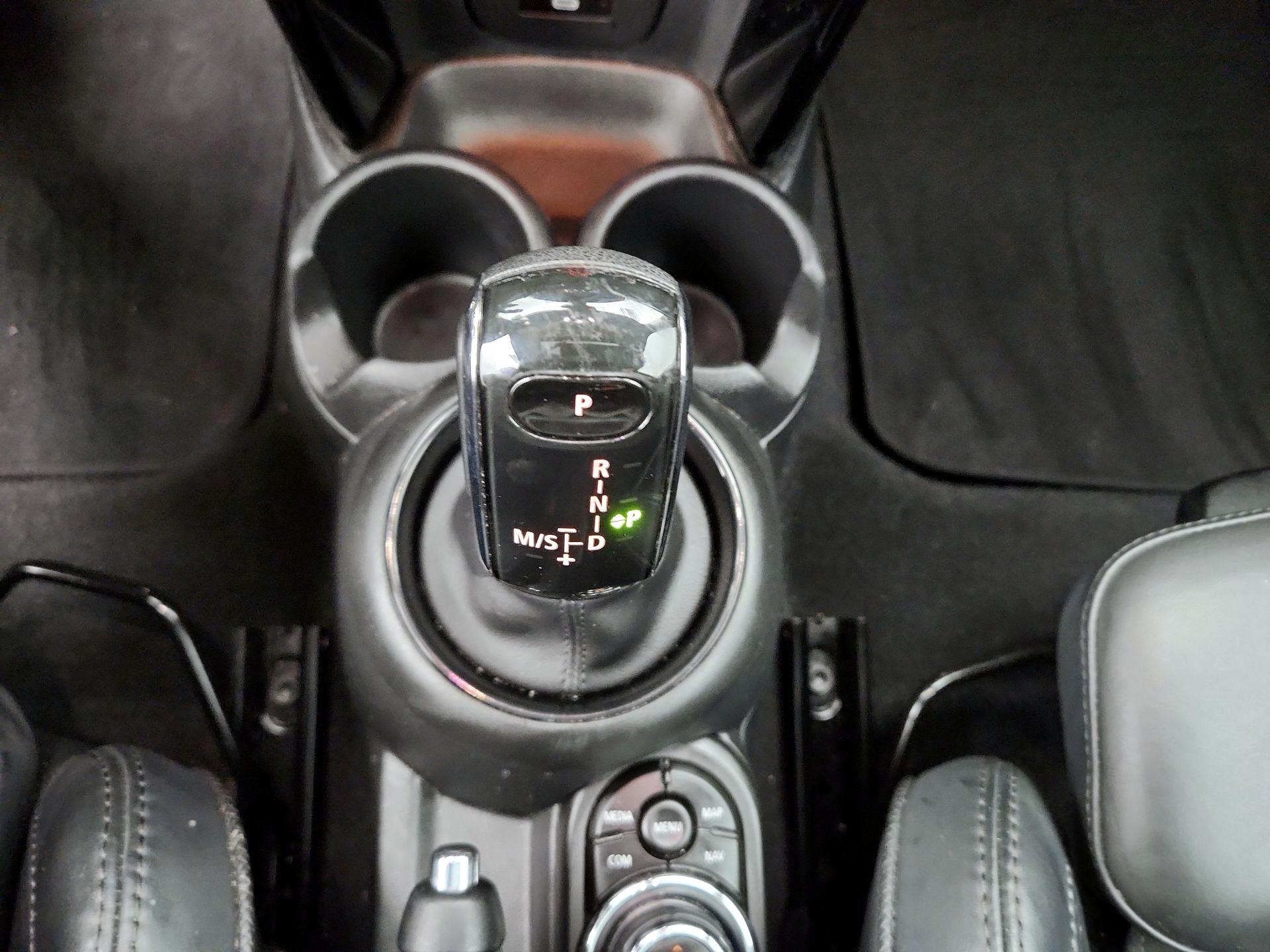 Thumbnail: 2021 MINI Cooper Hardtop - 18