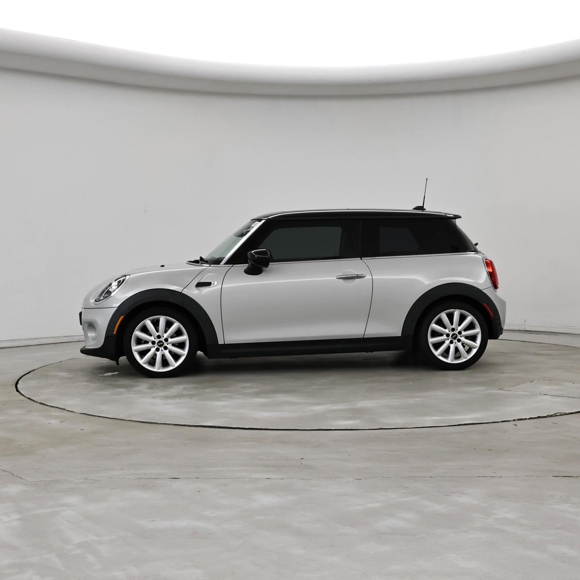 Thumbnail: 2021 MINI Cooper Hardtop - 3