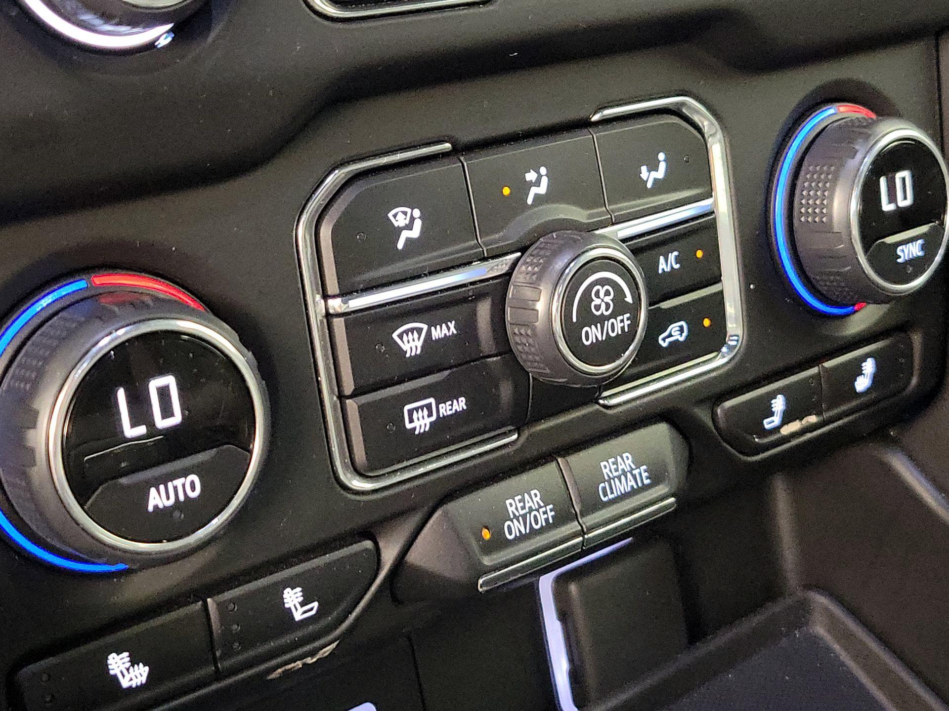 Thumbnail: 2024 Chevrolet Tahoe - 16