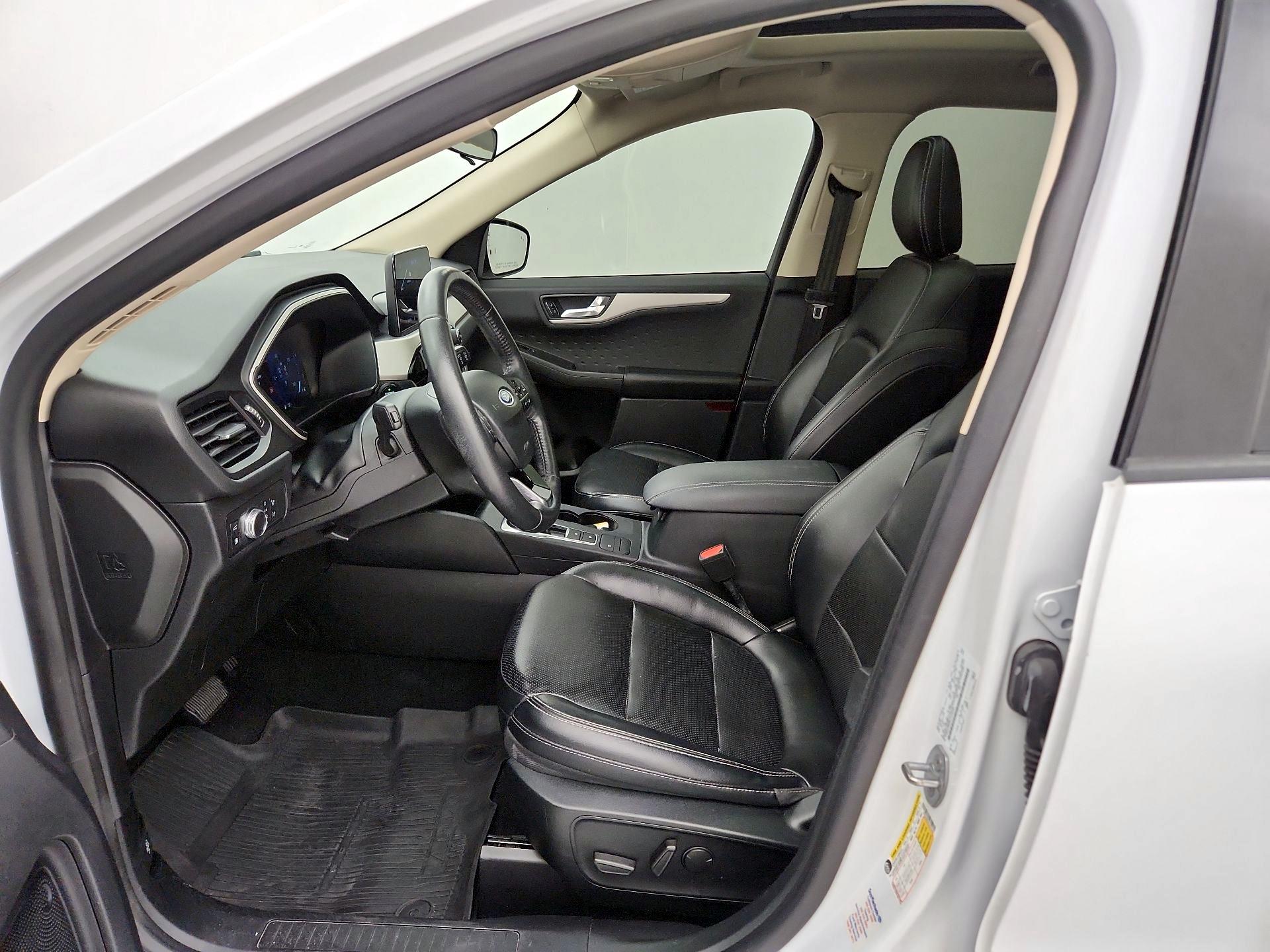 Thumbnail: 2020 Ford Escape - 11