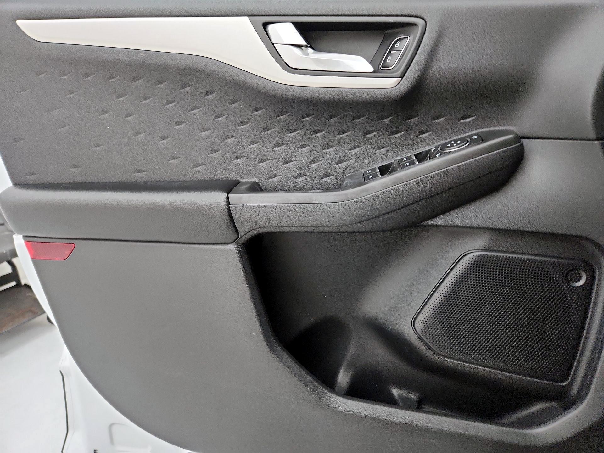 Thumbnail: 2020 Ford Escape - 12