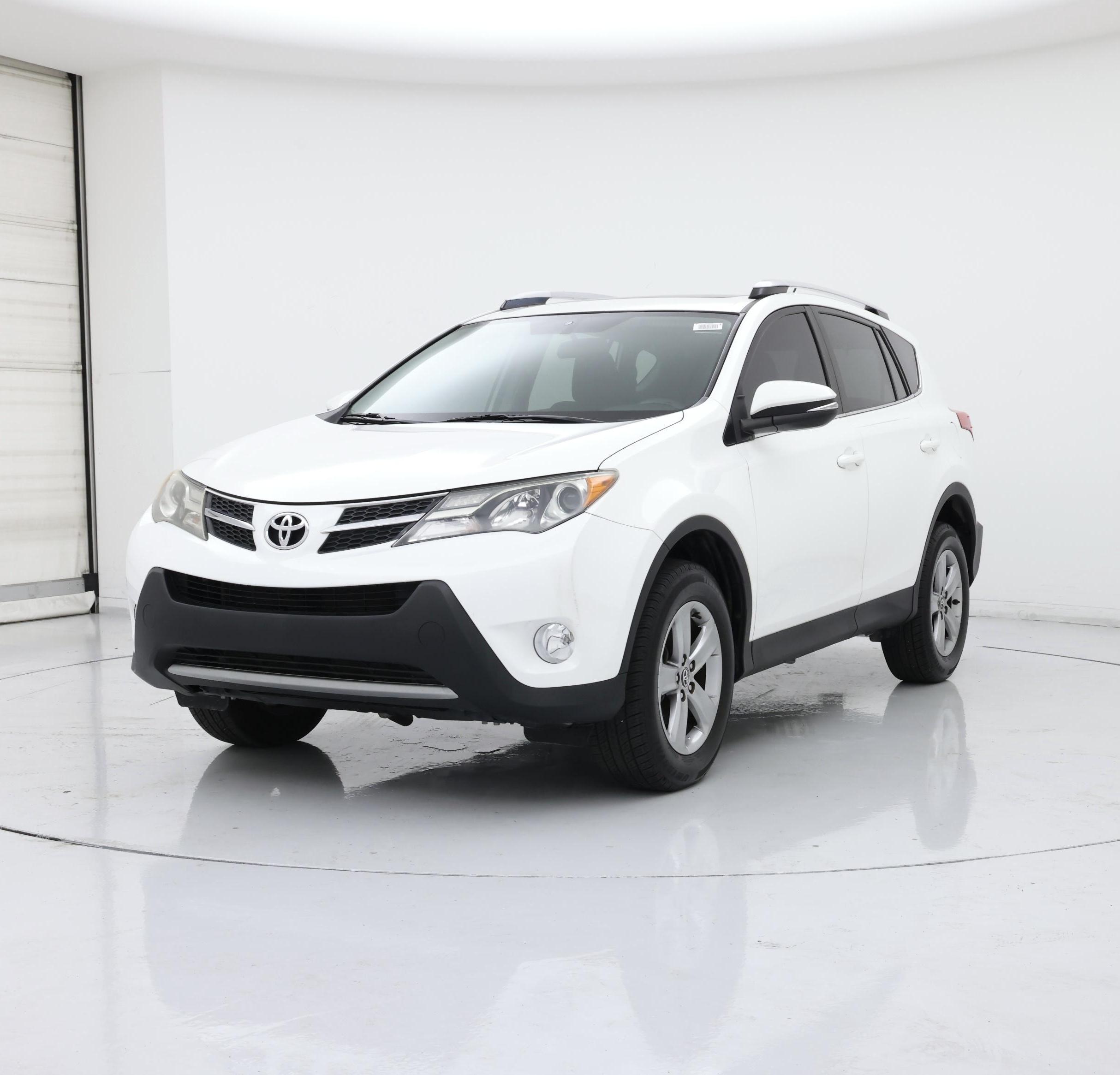 Thumbnail: 2015 Toyota RAV4 - 4