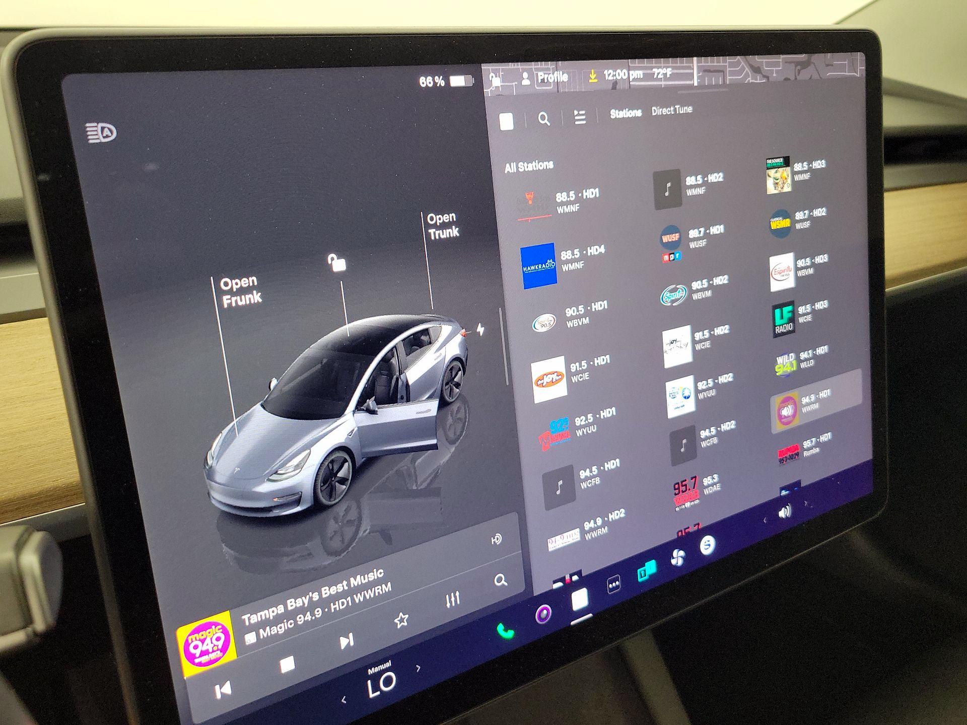 Thumbnail: 2023 Tesla Model 3 - 16