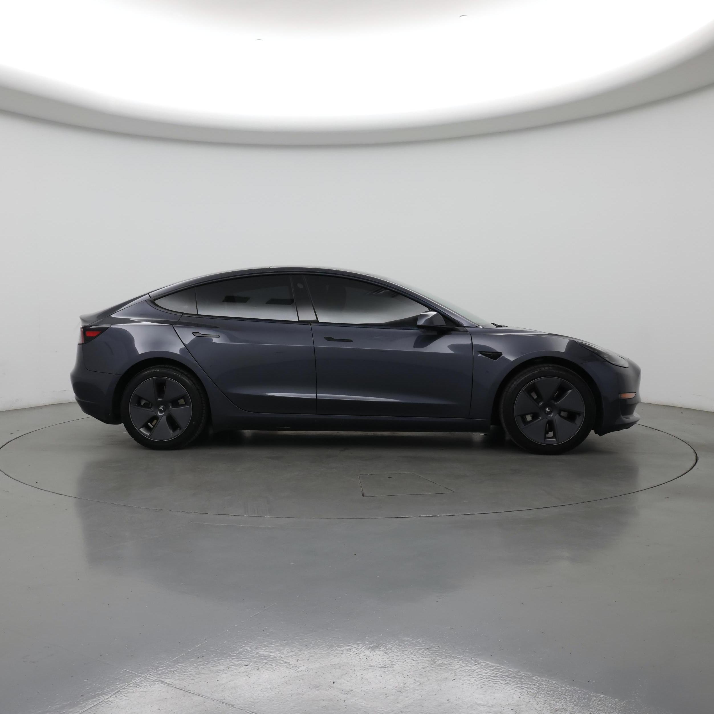 Thumbnail: 2023 Tesla Model 3 - 7