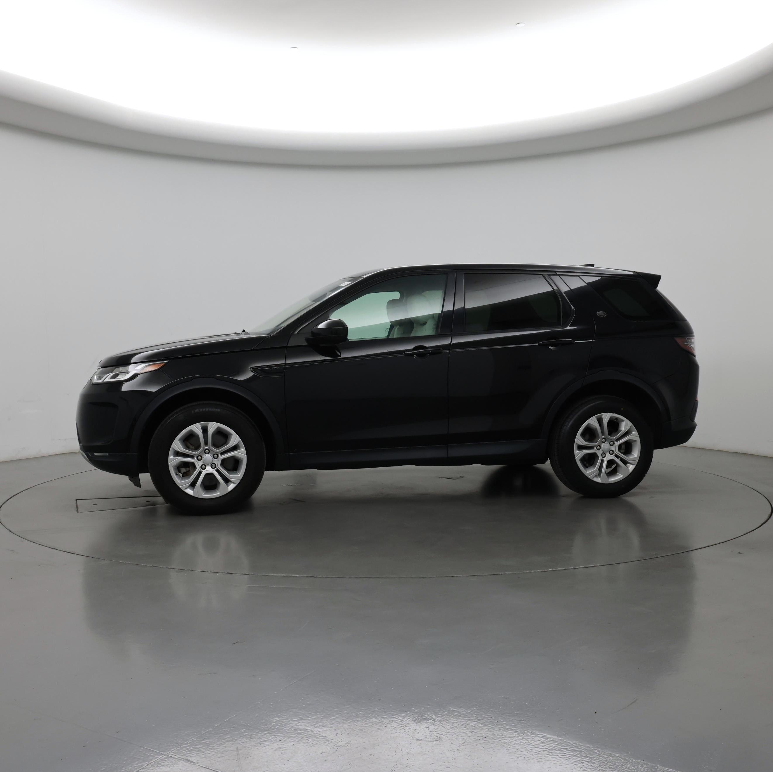 Thumbnail: 2020 Land Rover Discovery Sport - 3