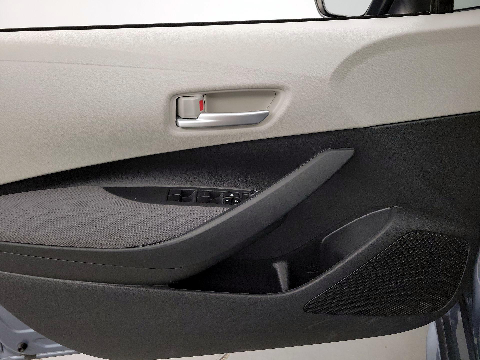 Thumbnail: 2021 Toyota Corolla - 12