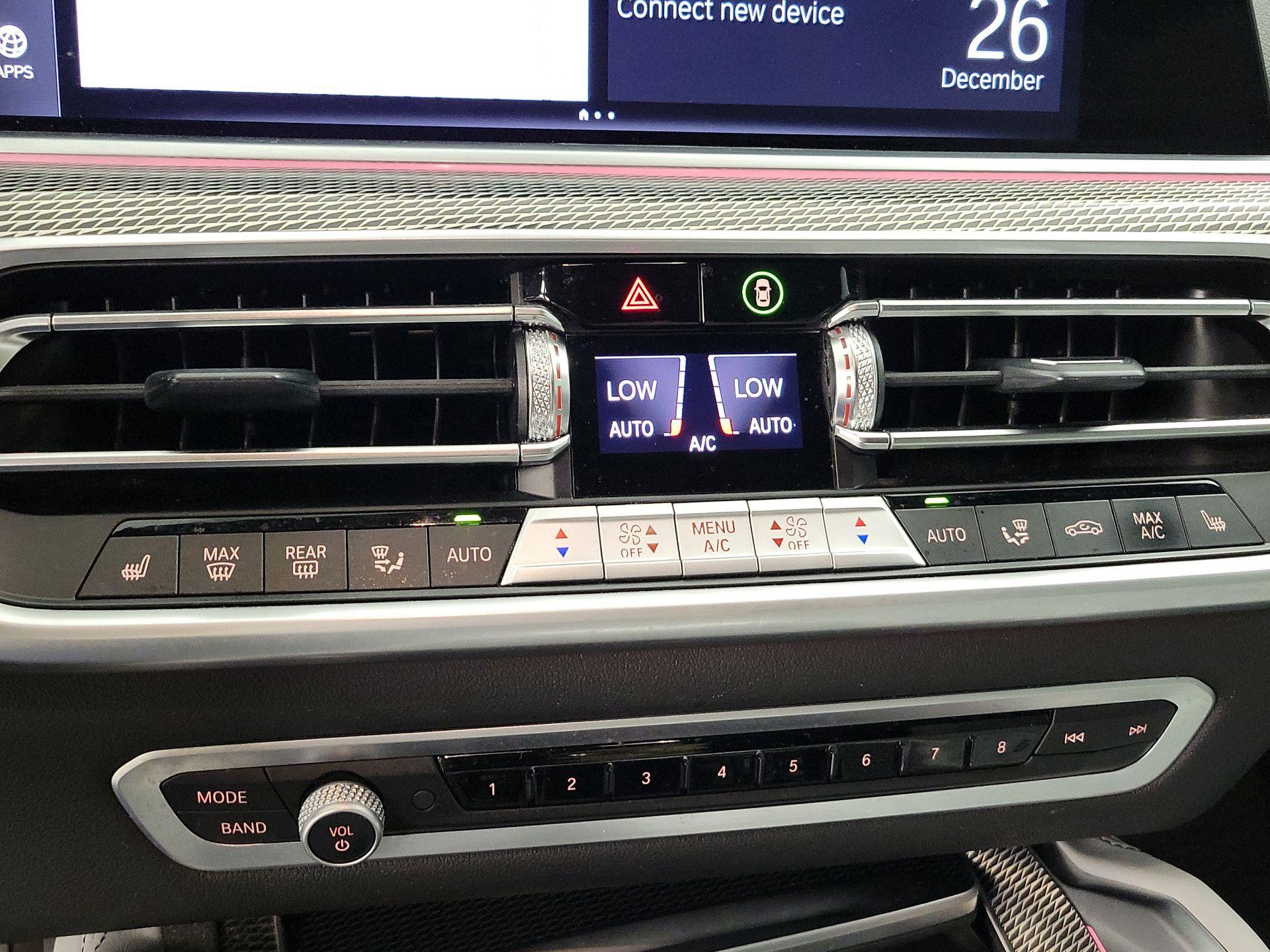 Thumbnail: 2023 BMW X6 - 17