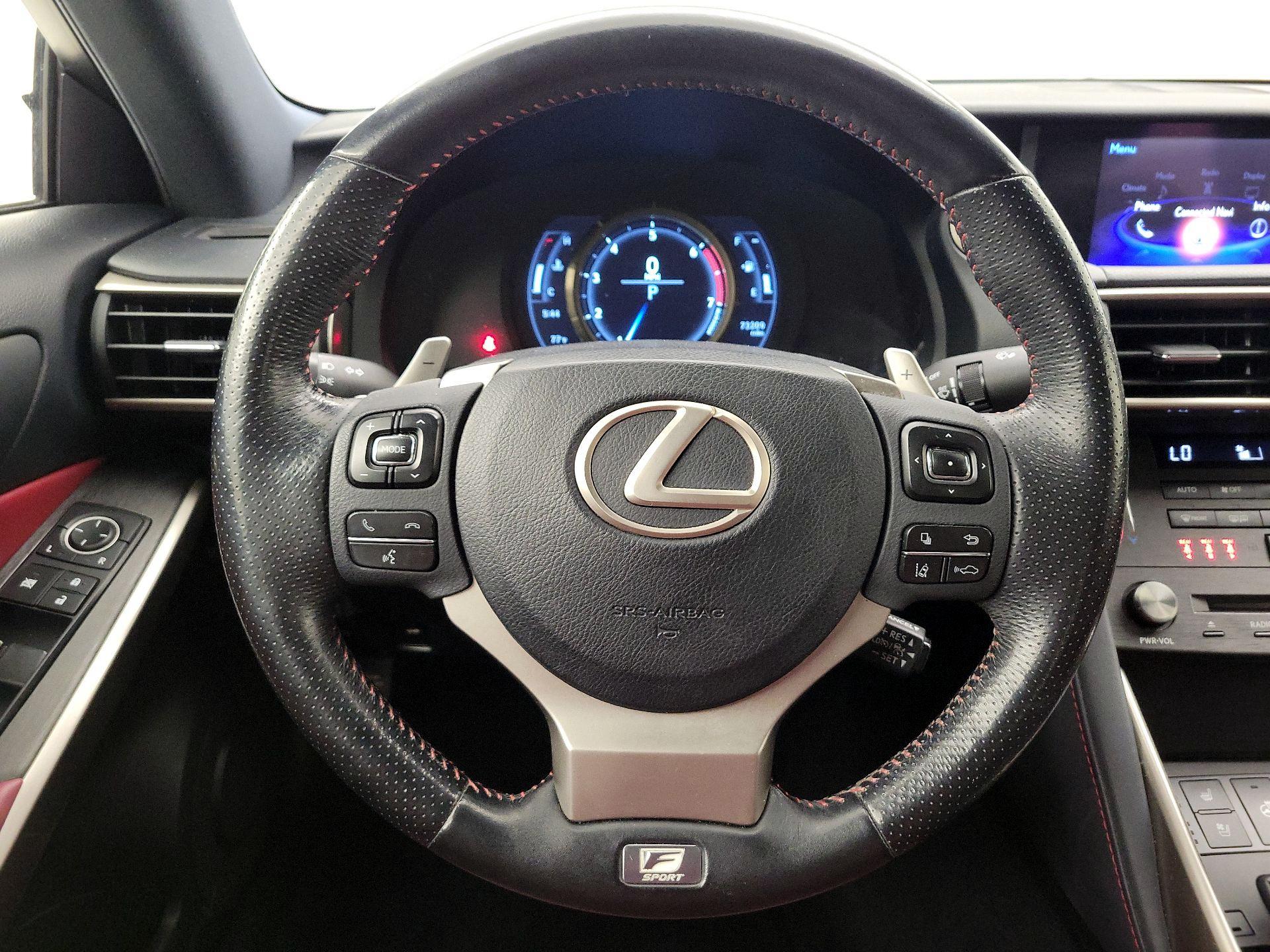 Thumbnail: 2019 Lexus IS - 10