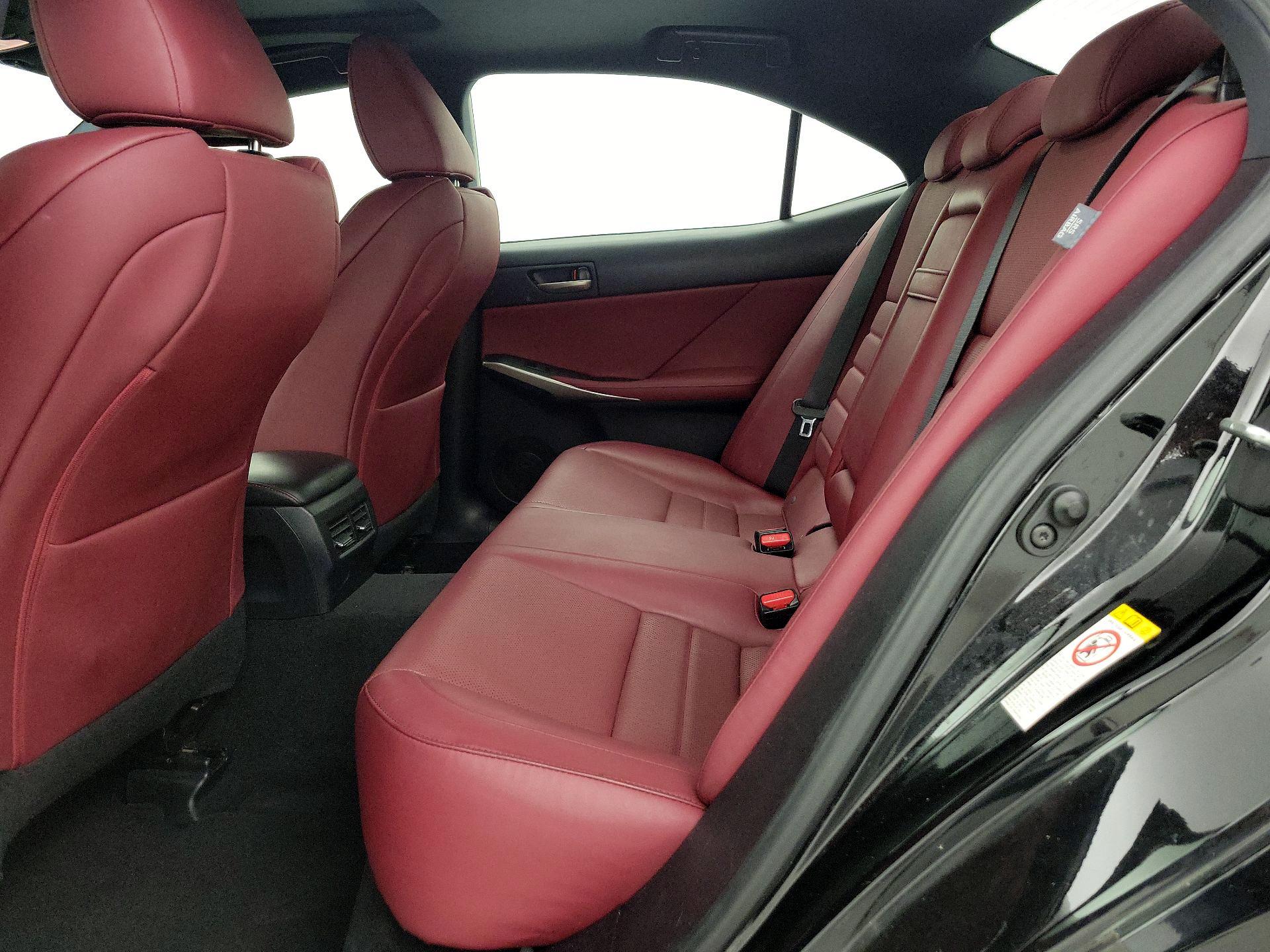 Thumbnail: 2019 Lexus IS - 20