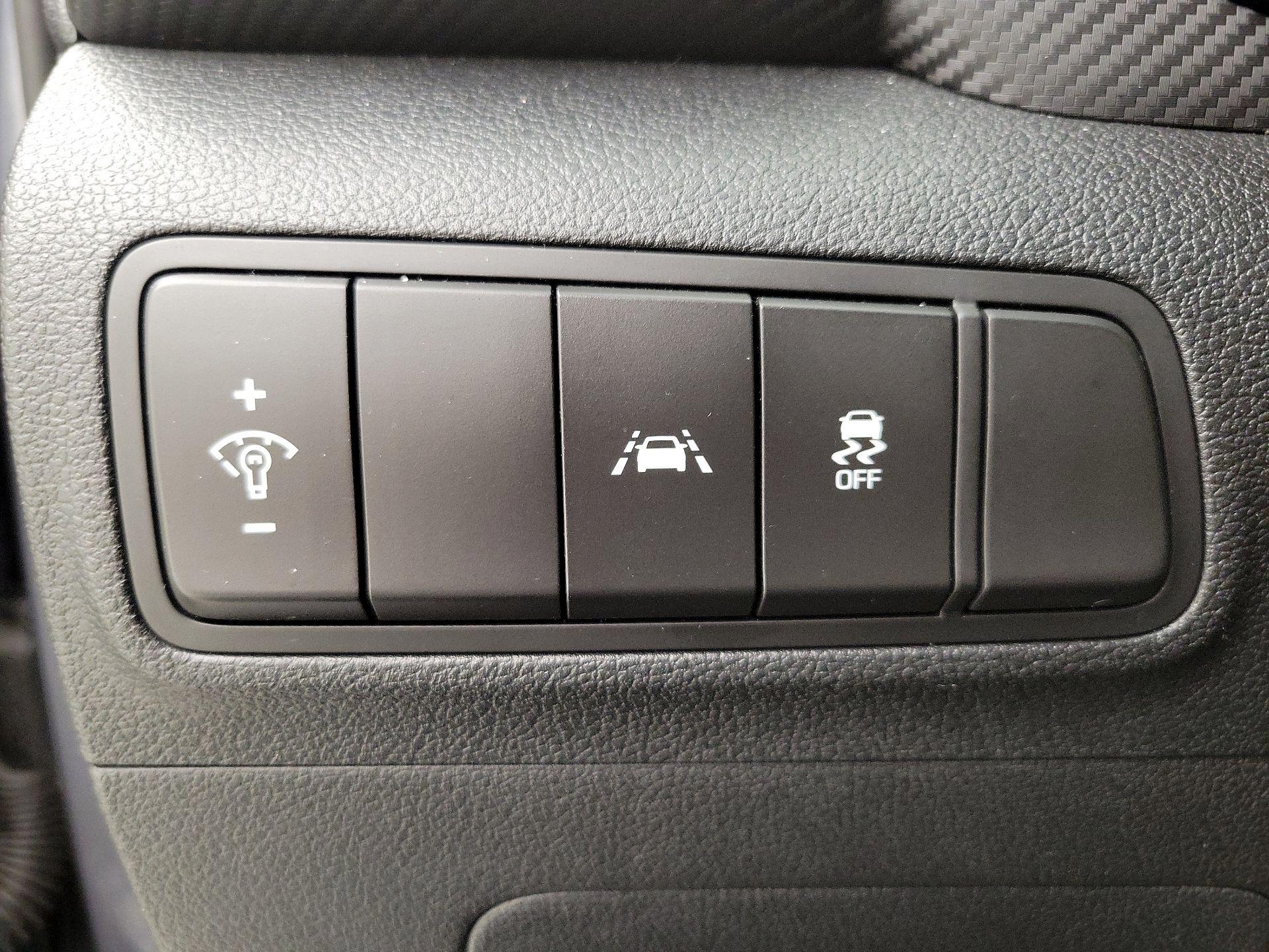 Thumbnail: 2019 Hyundai Tucson - 13