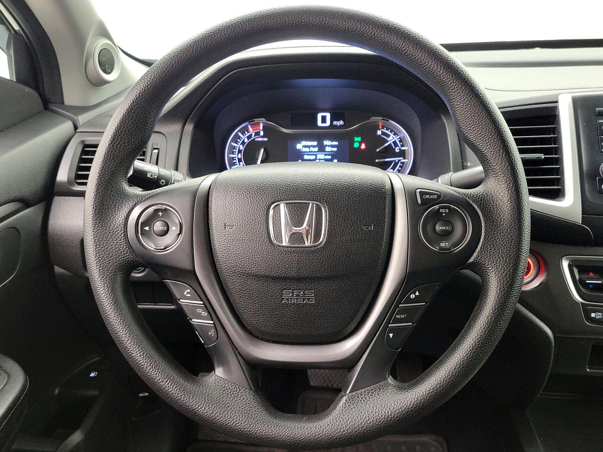 Thumbnail: 2017 Honda Ridgeline - 10