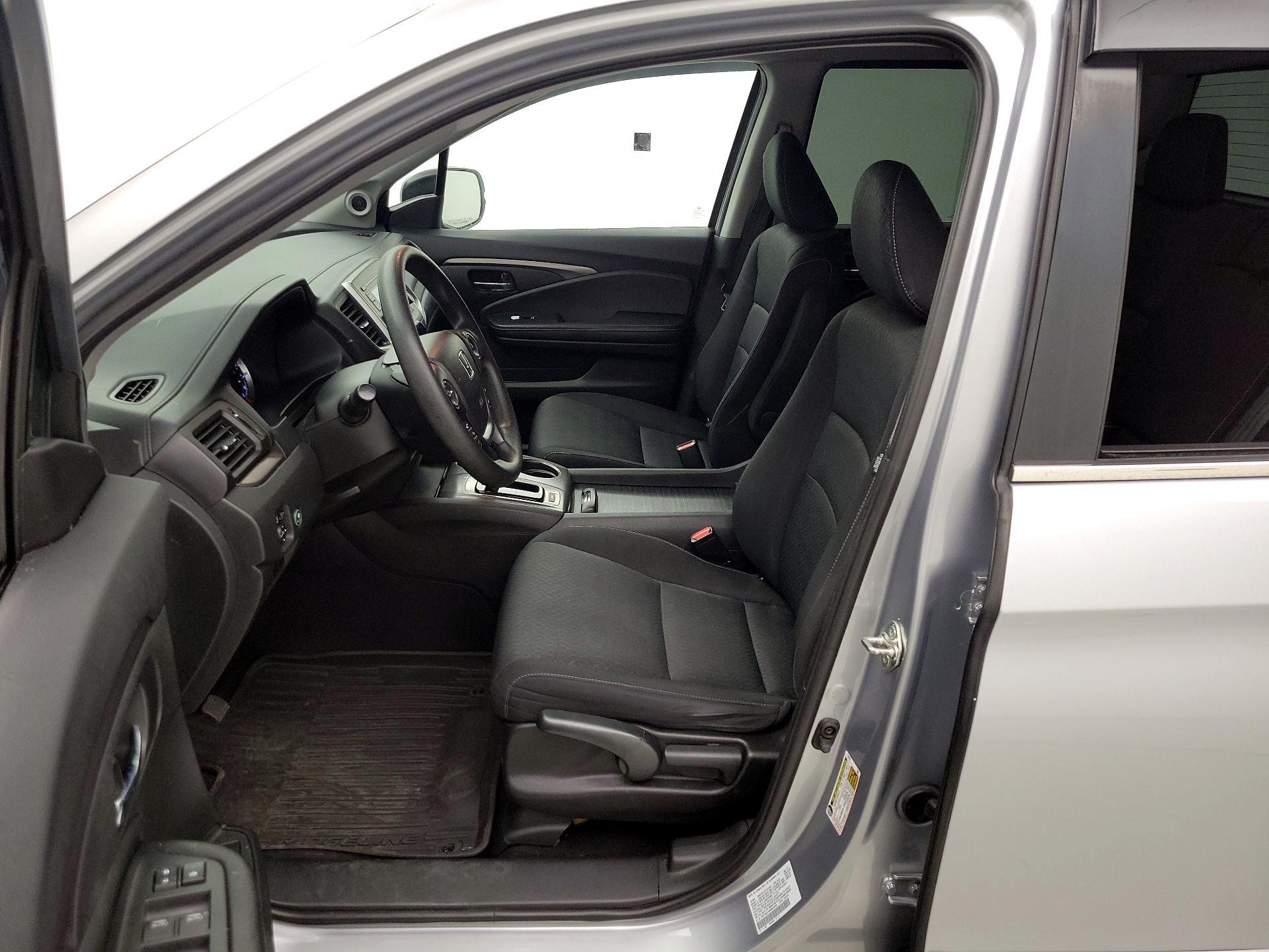 Thumbnail: 2017 Honda Ridgeline - 11