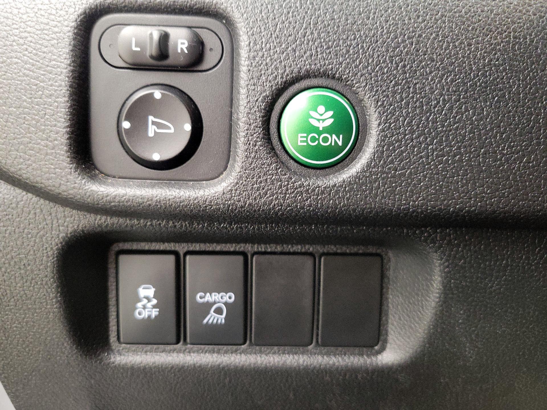 Thumbnail: 2017 Honda Ridgeline - 13