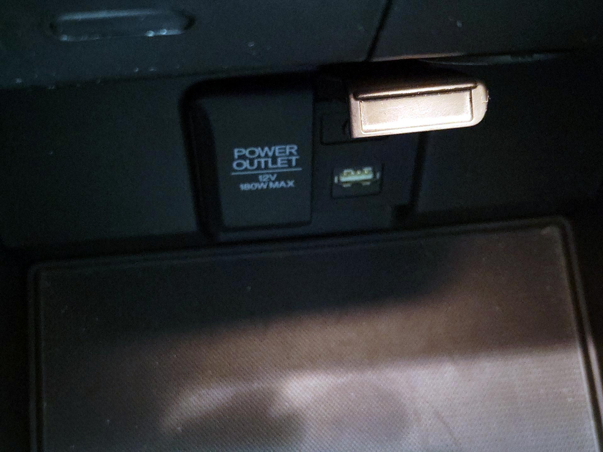 Thumbnail: 2017 Honda Ridgeline - 18