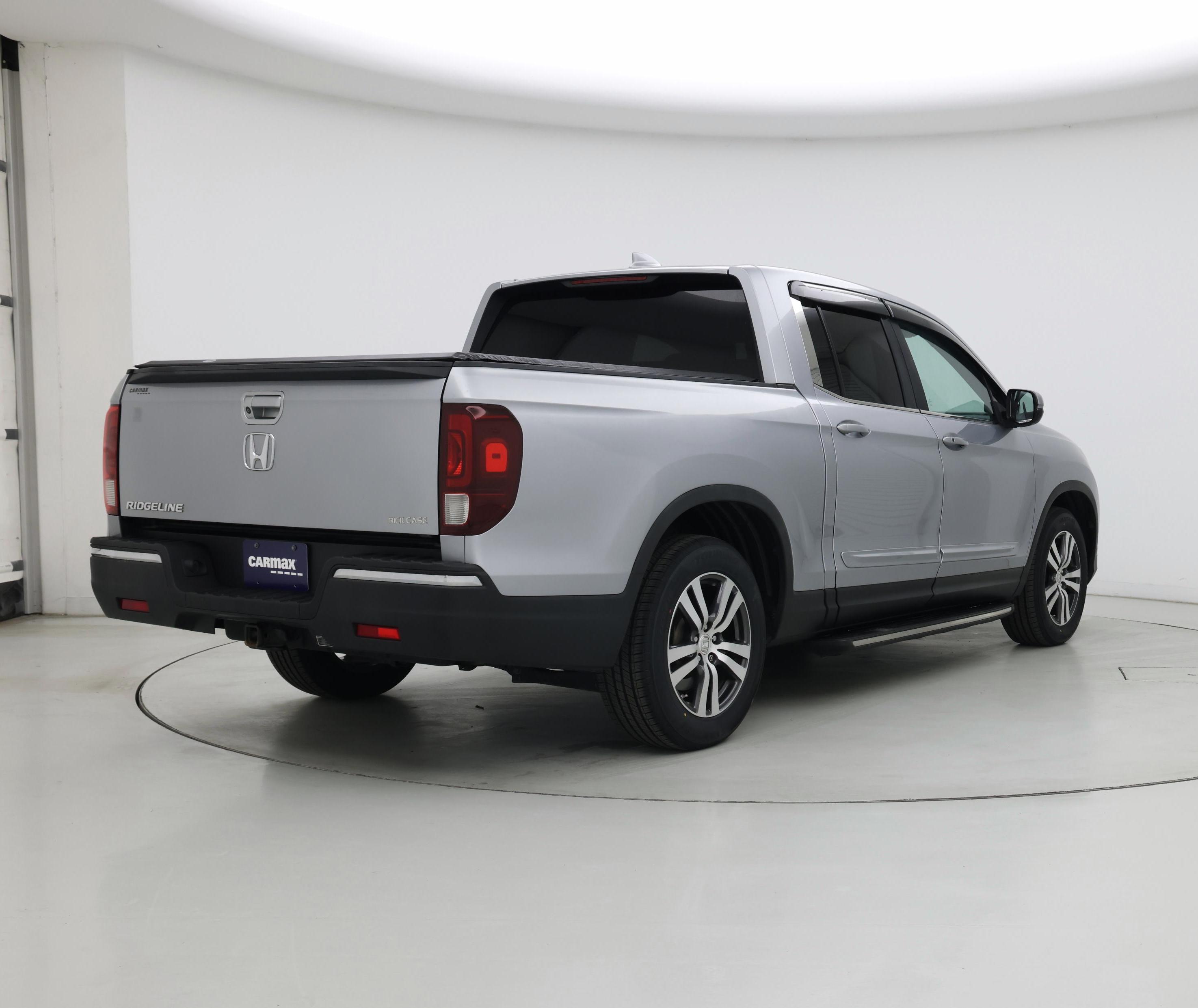 Thumbnail: 2017 Honda Ridgeline - 8