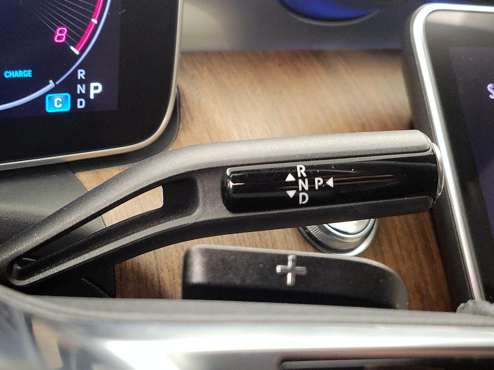 Thumbnail: 2023 Mercedes-Benz C-Class - 17