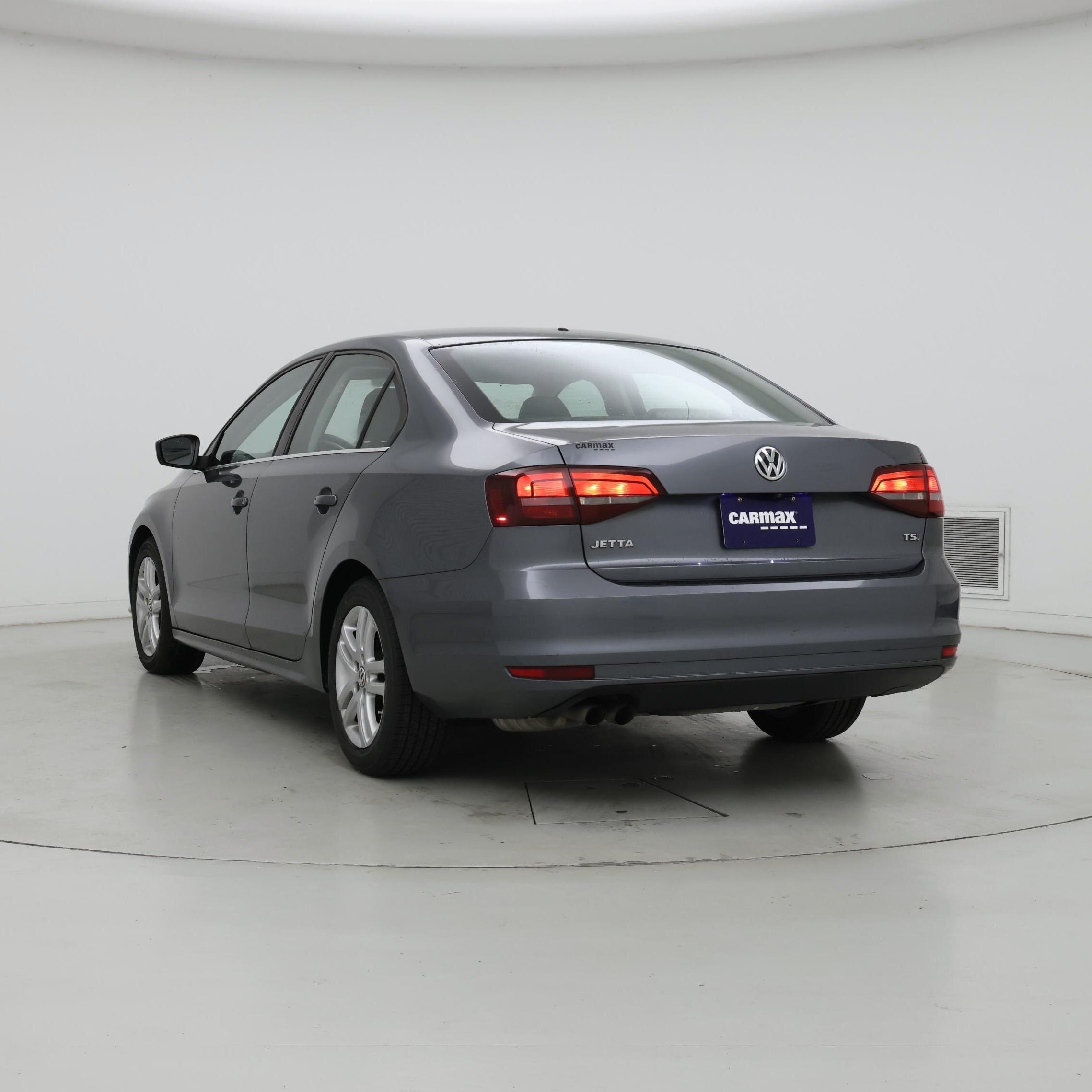 Thumbnail: 2017 Volkswagen Jetta - 2
