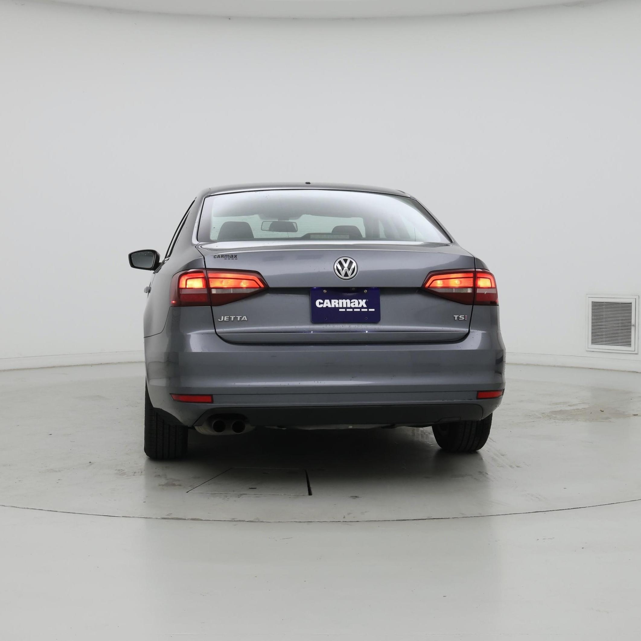 Thumbnail: 2017 Volkswagen Jetta - 6