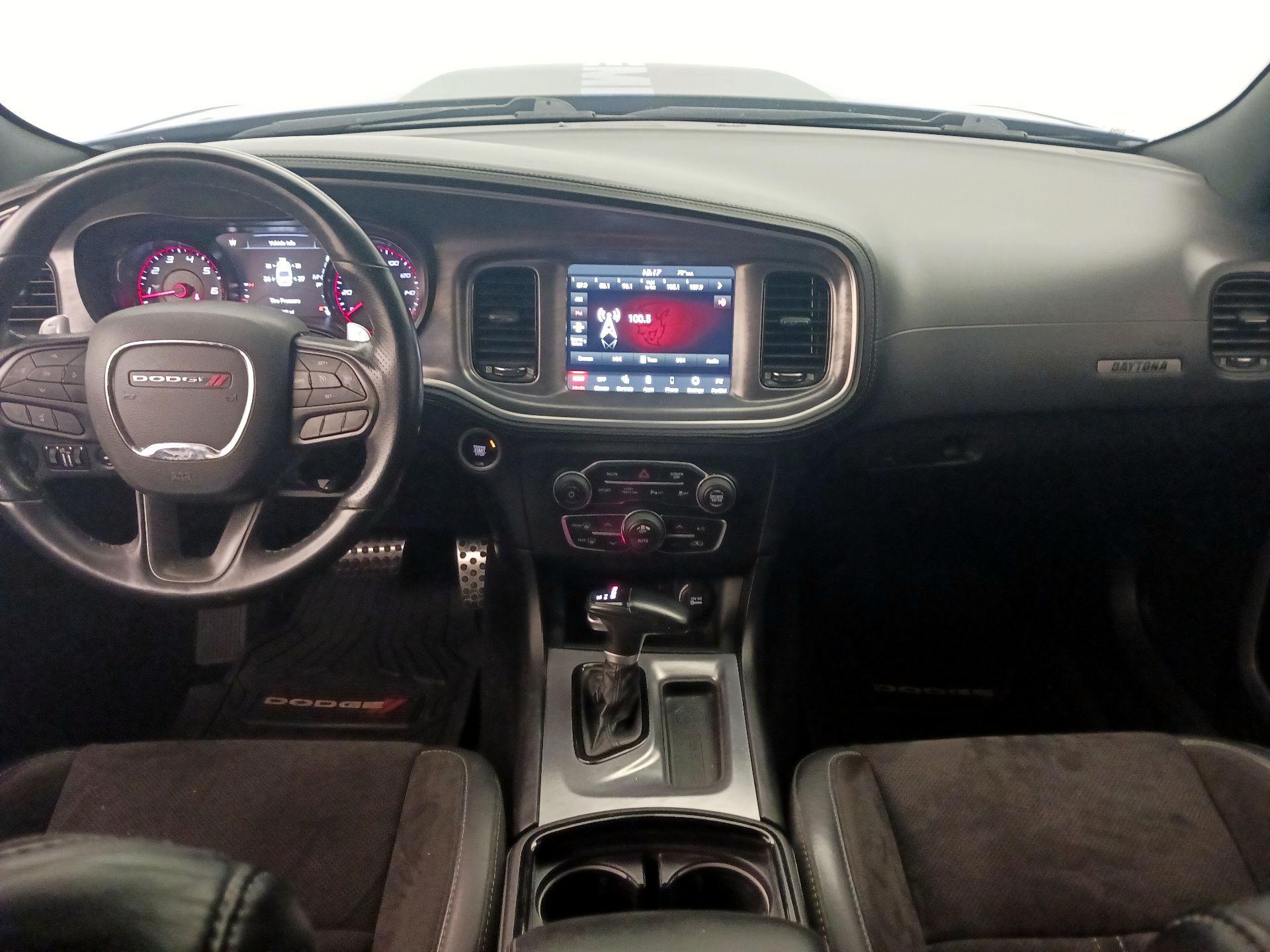 Thumbnail: 2020 Dodge Charger - 9