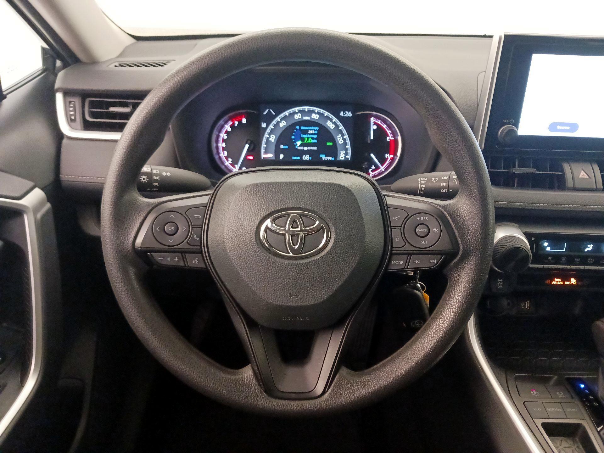 Thumbnail: 2023 Toyota RAV4 - 10