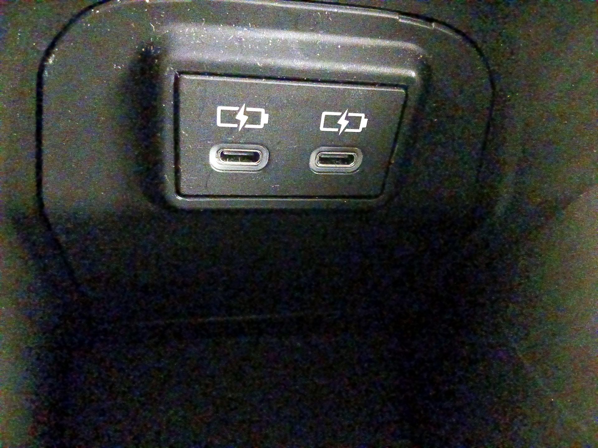 Thumbnail: 2023 Toyota RAV4 - 18